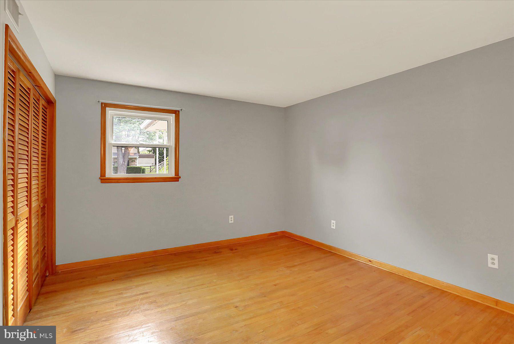 400 Orchard Ln