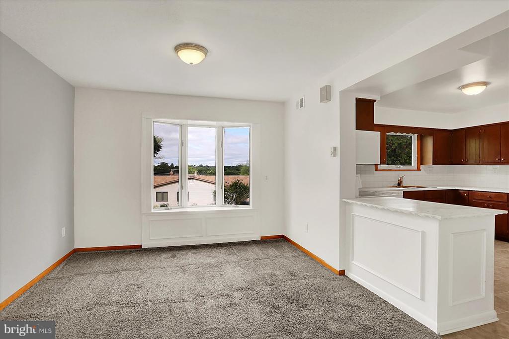 400 Orchard Ln