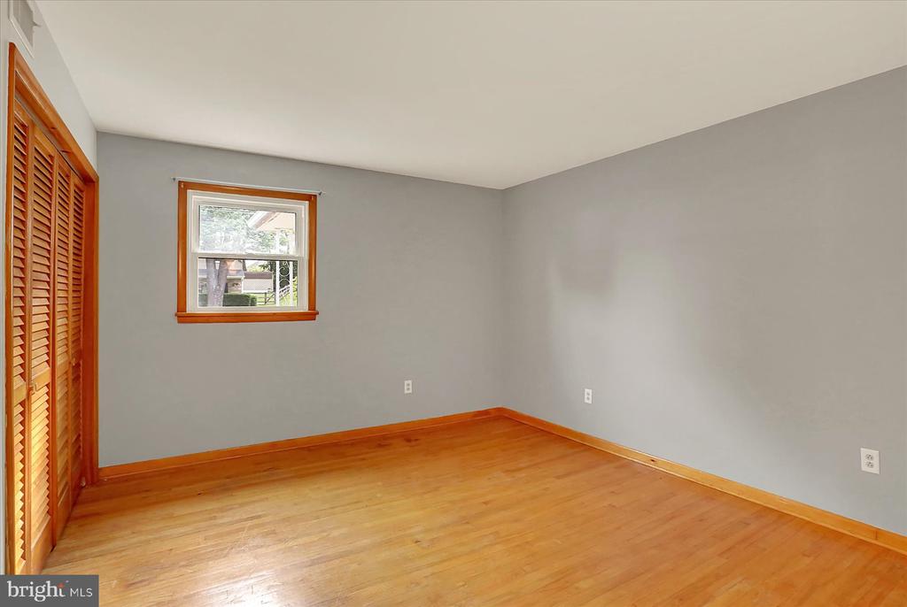 400 Orchard Ln