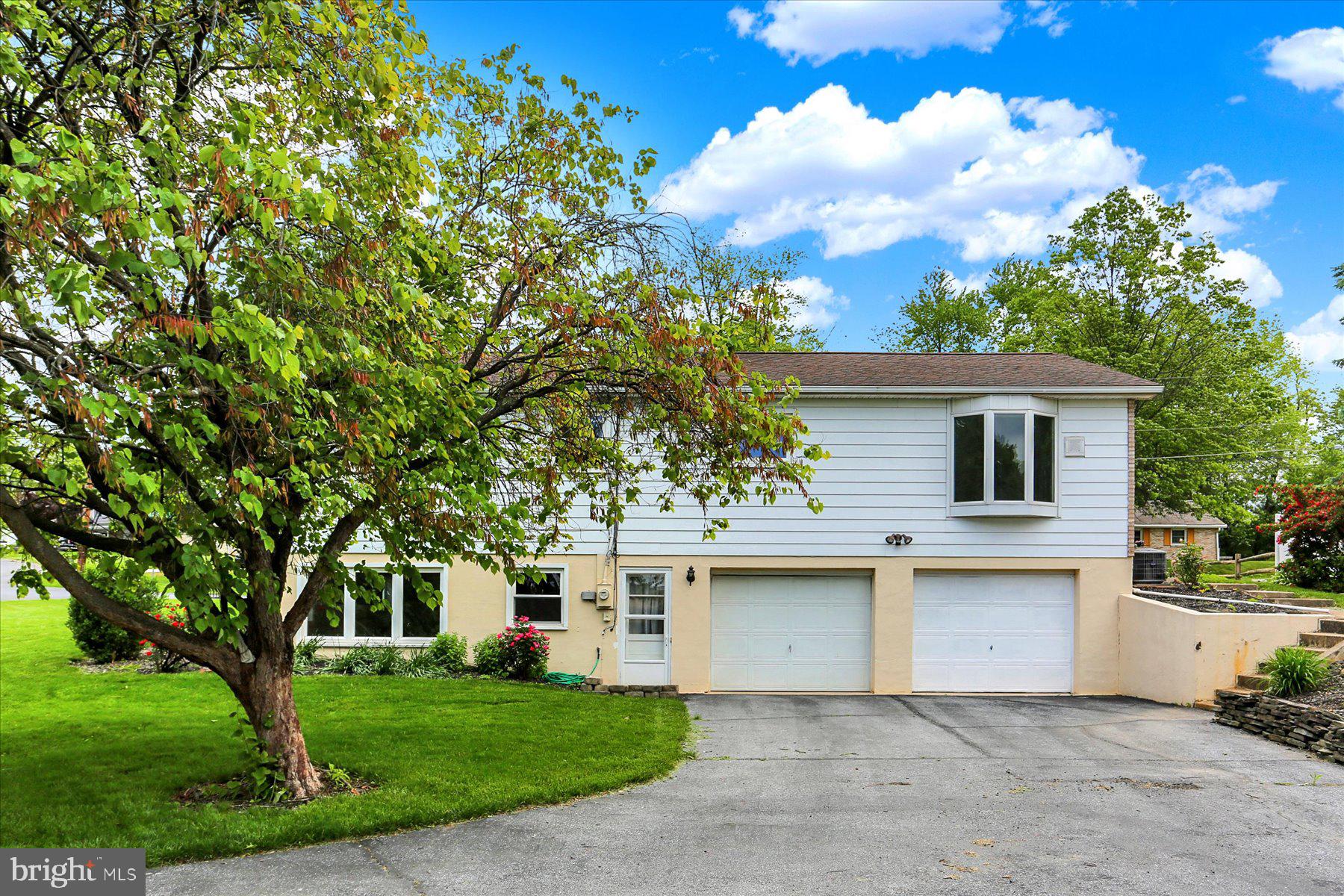 400 Orchard Ln