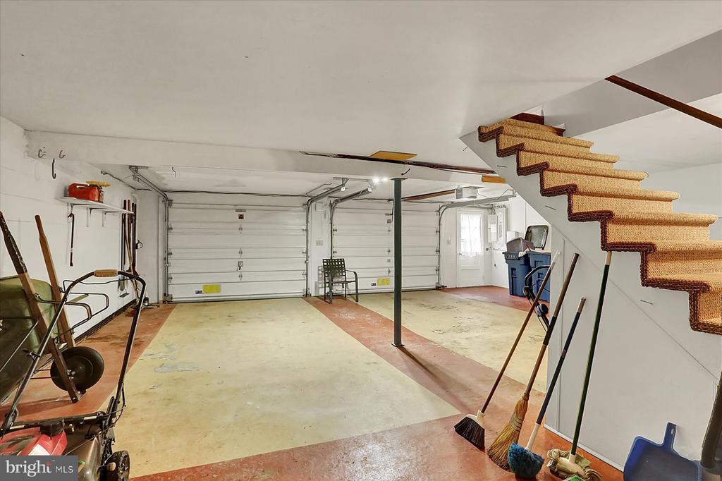 400 Orchard Ln