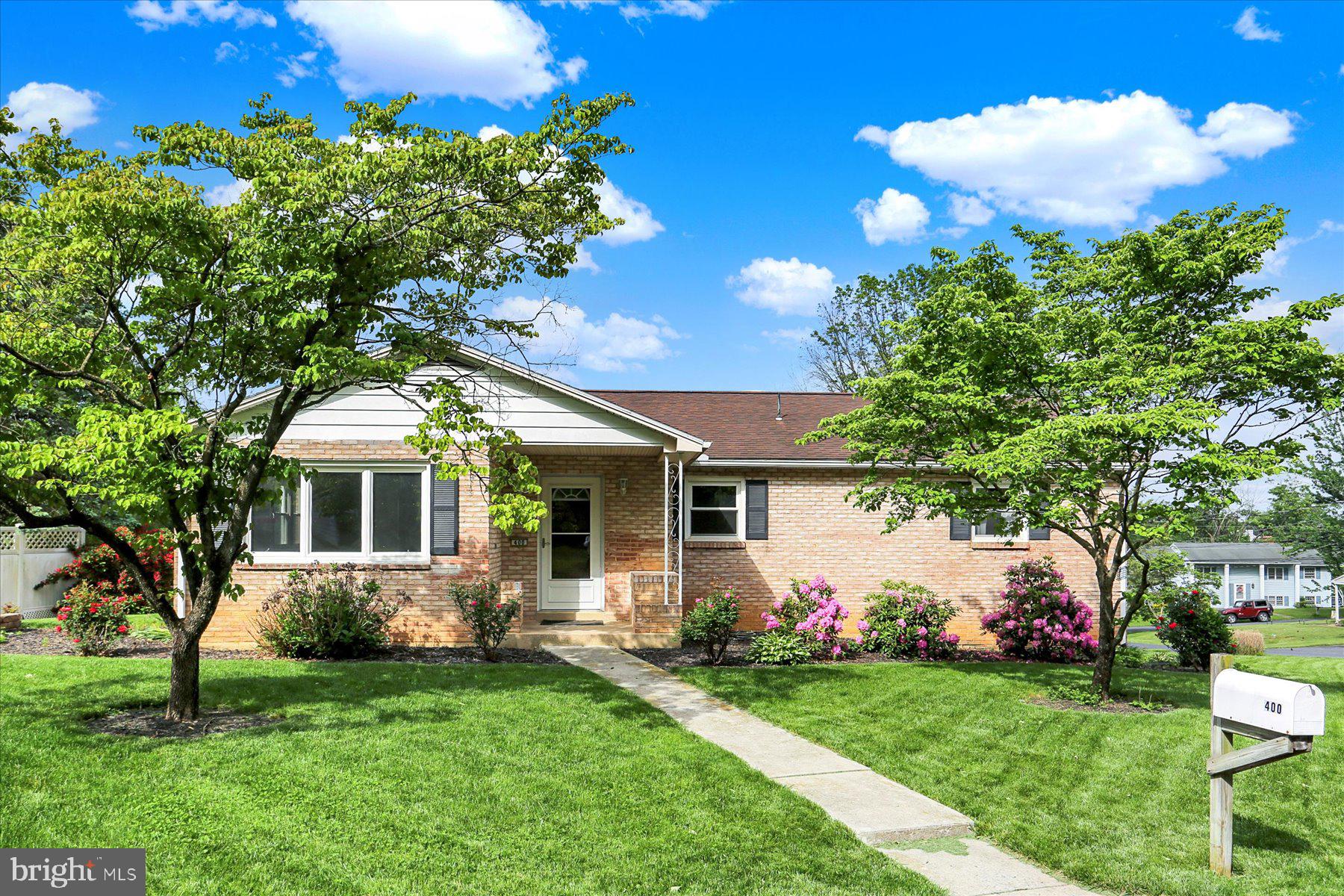 400 Orchard Ln
