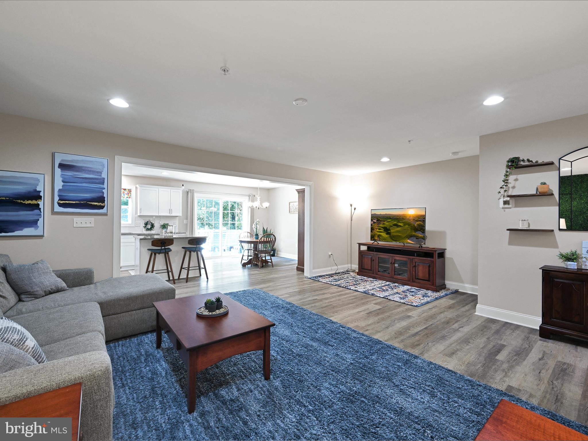 333 BRIAR RIDGE CIRCLE