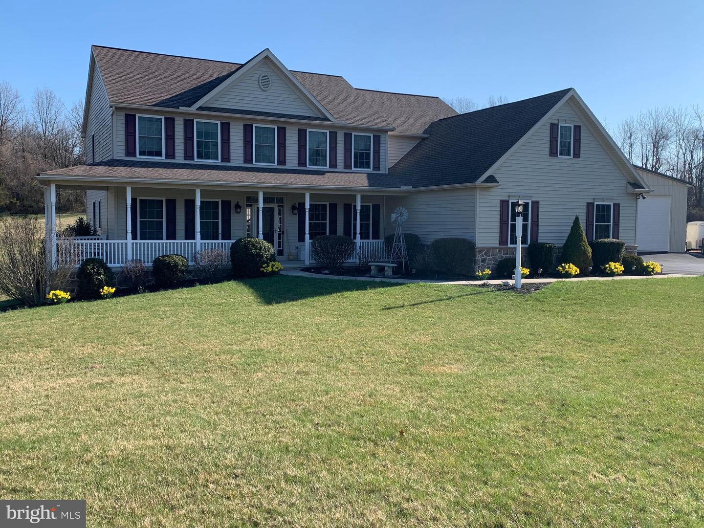 42 Scout Ln
