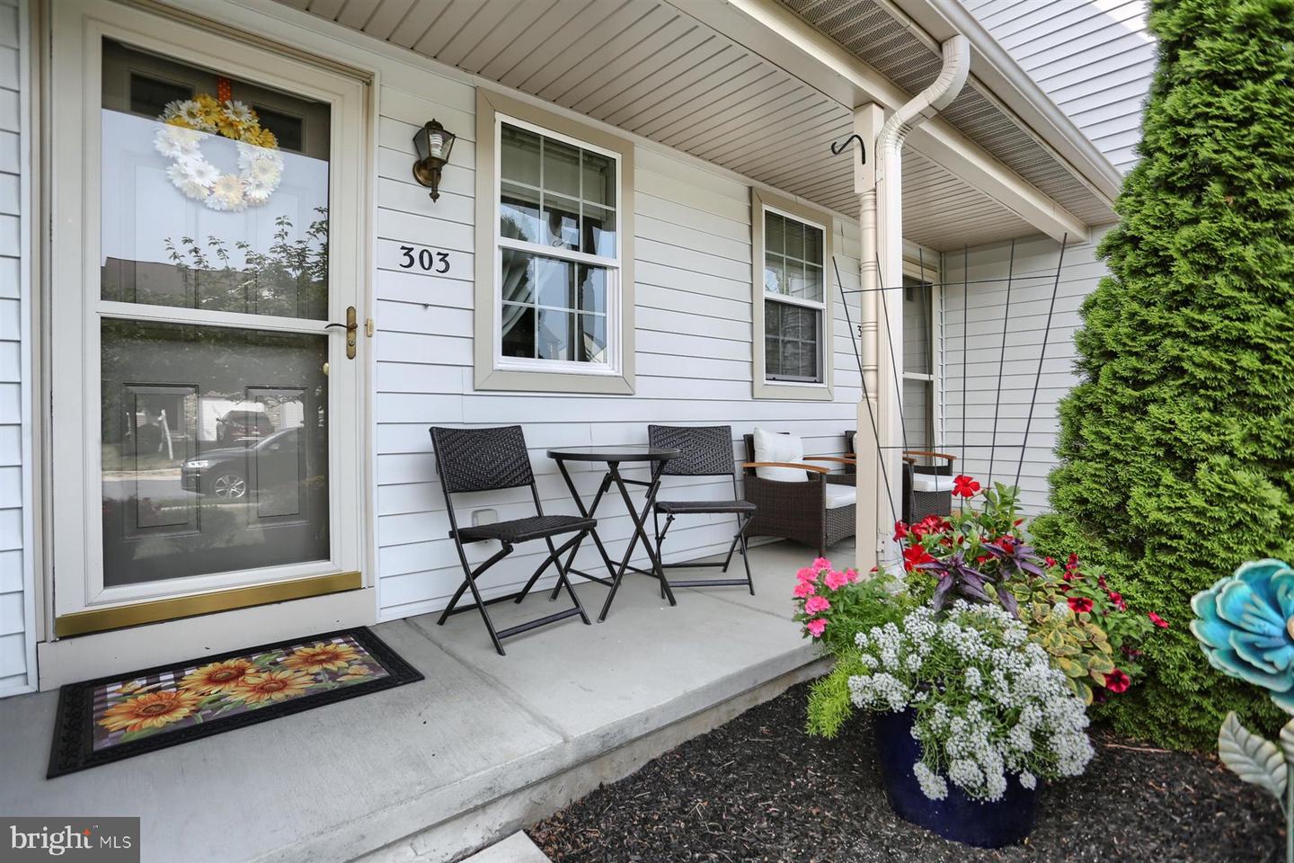 303 Buckley Dr