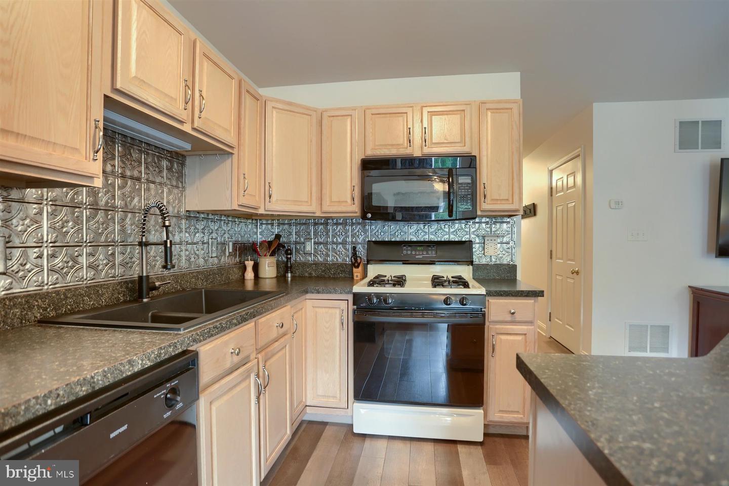 303 Buckley Dr