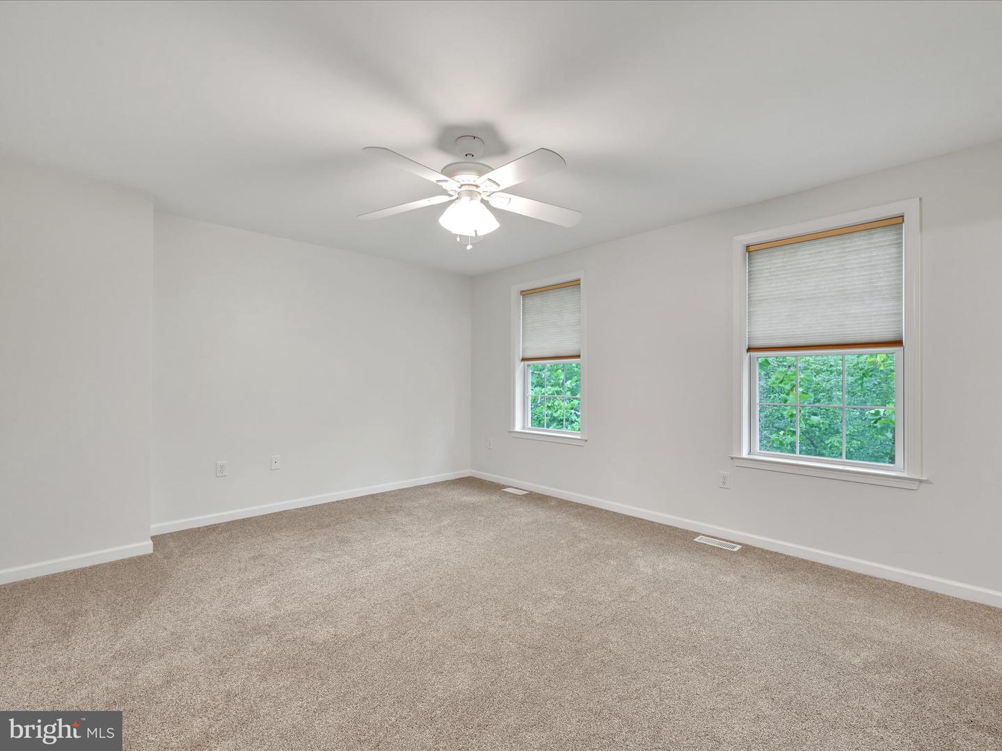 9067 Joyce Ln