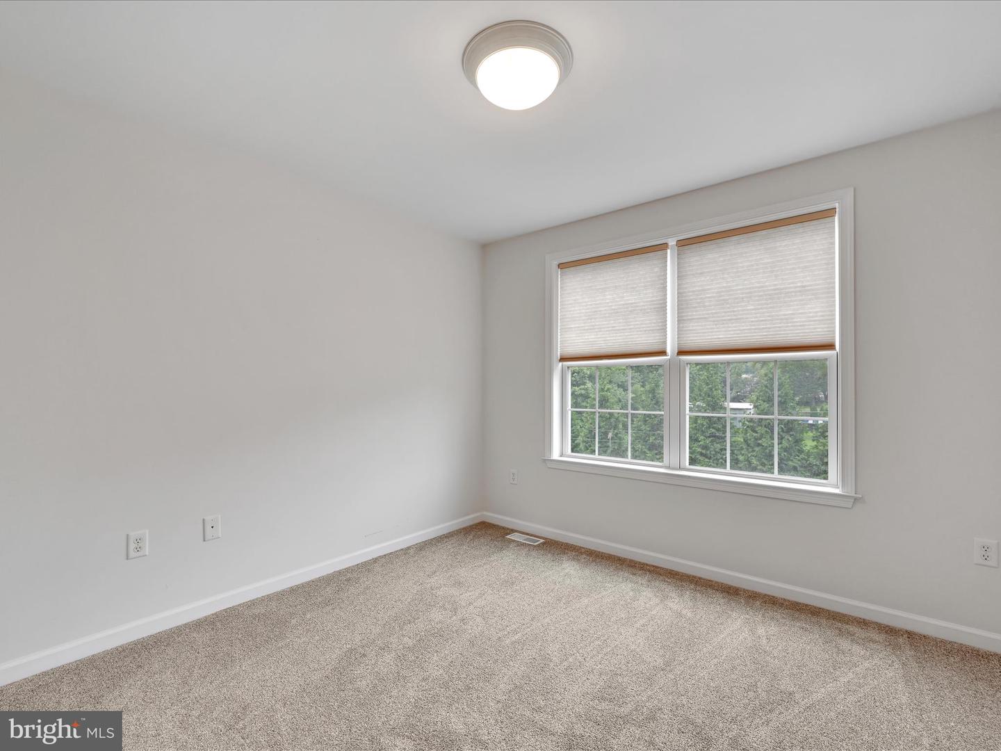 9067 Joyce Ln