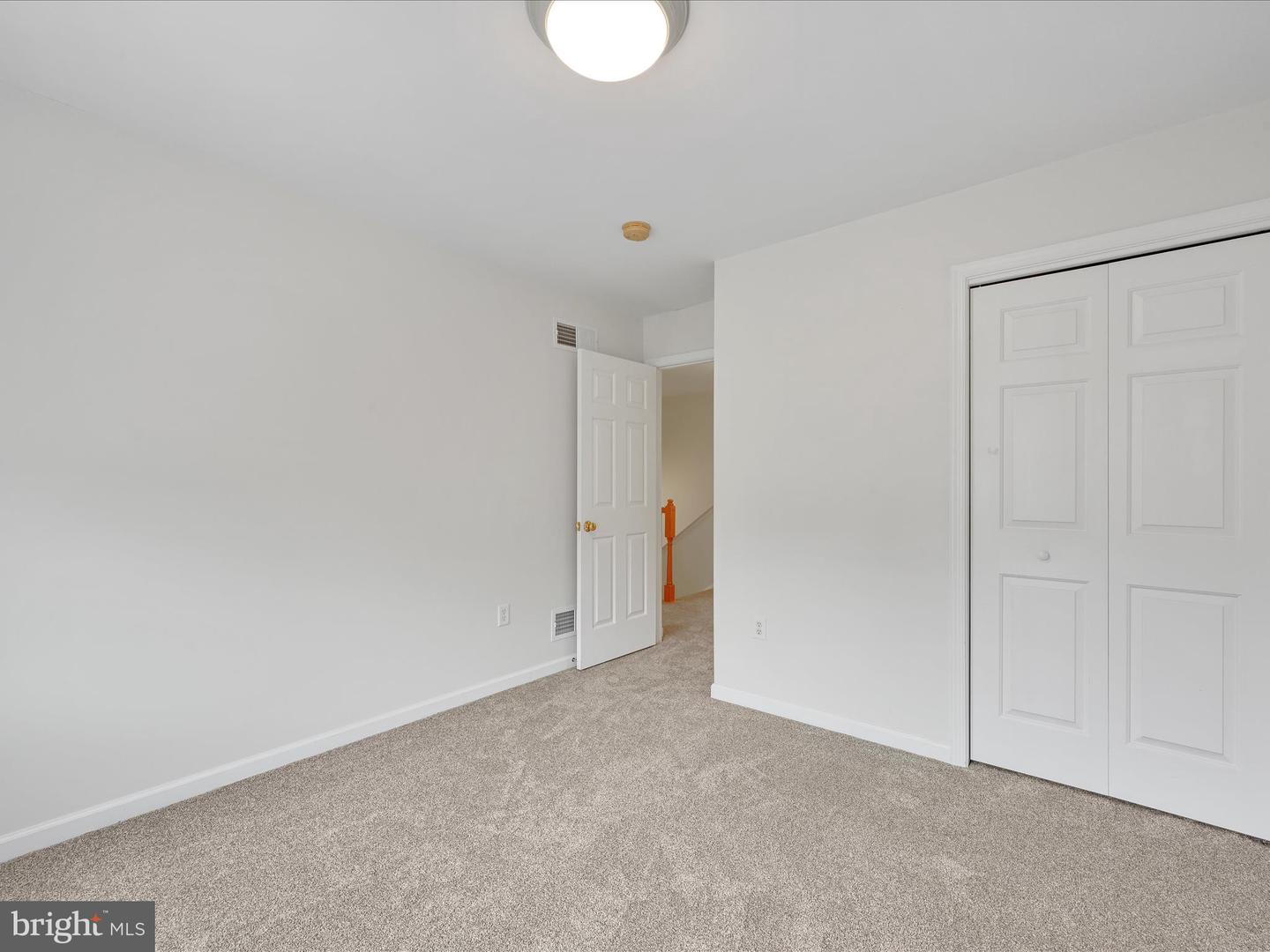 9067 Joyce Ln