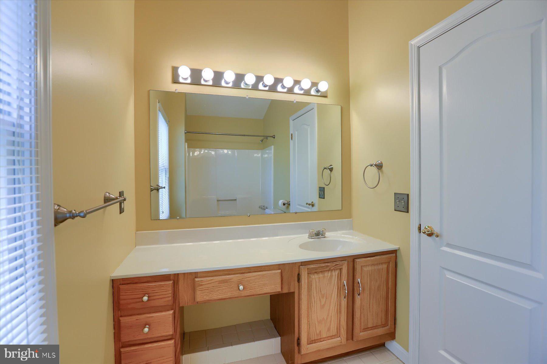 1120 Aberdeen Ct