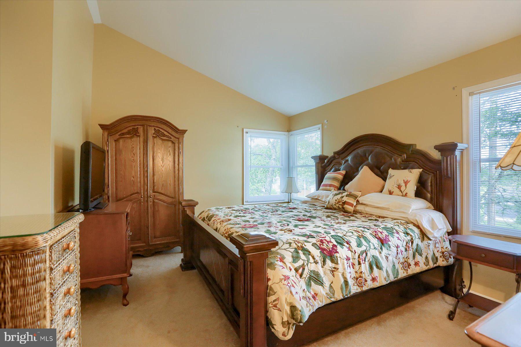 1120 Aberdeen Ct