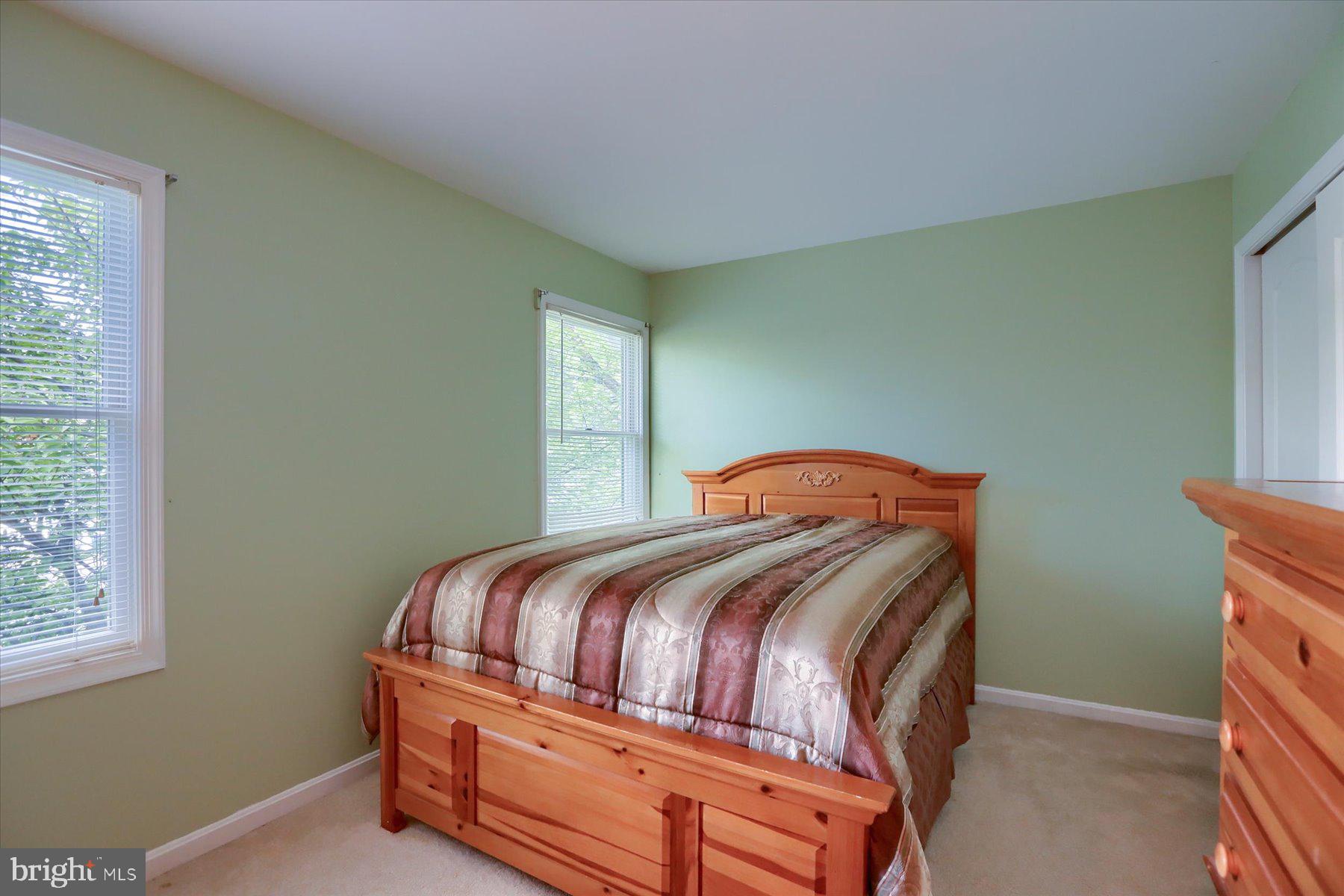 1120 Aberdeen Ct