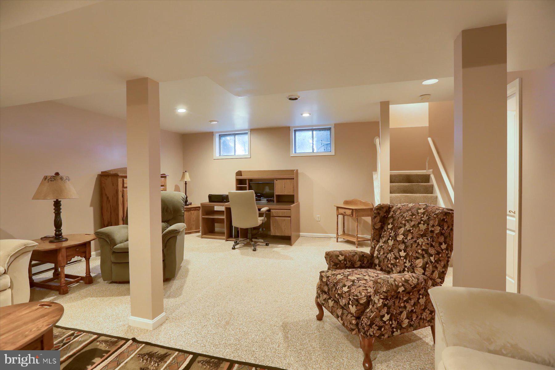 1120 Aberdeen Ct