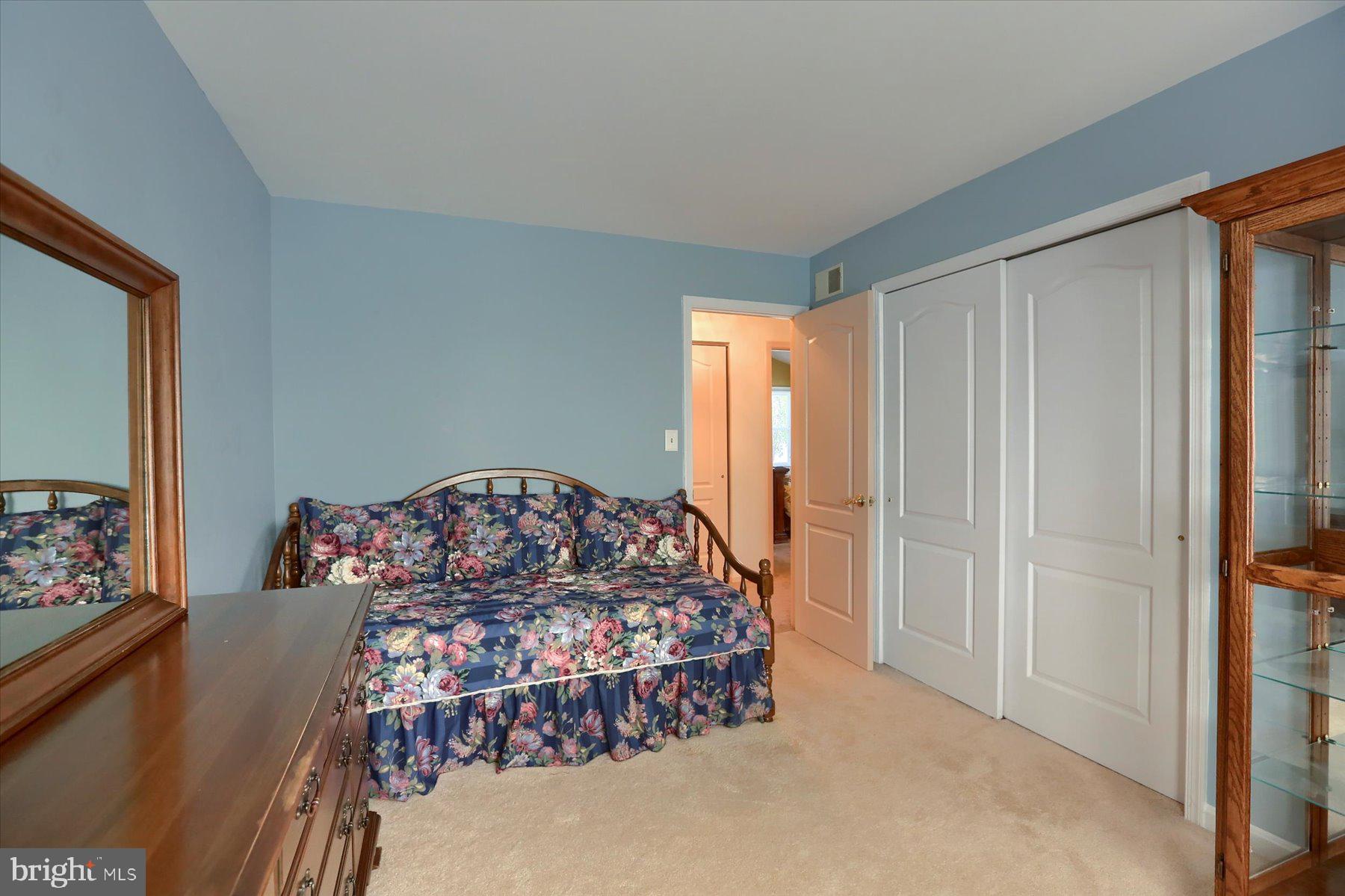 1120 Aberdeen Ct