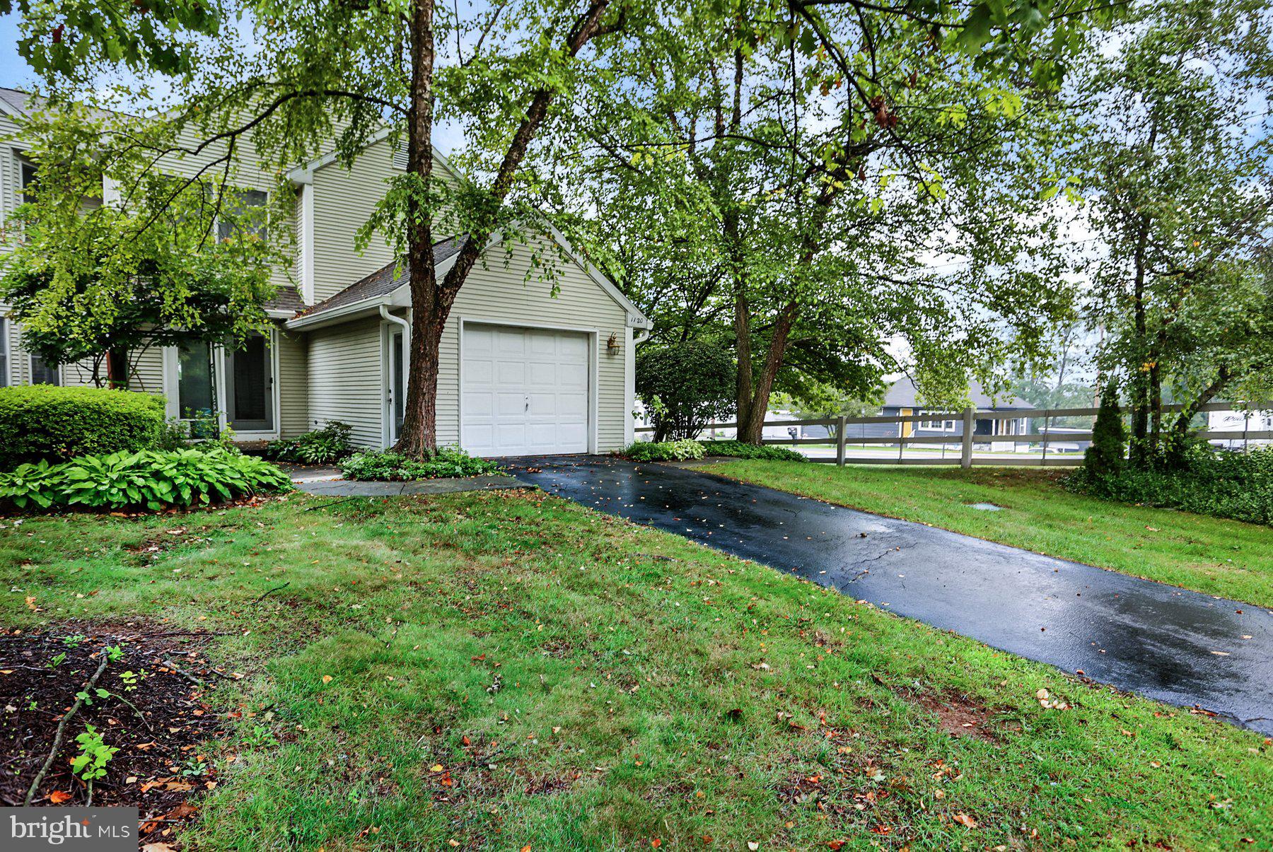 1120 Aberdeen Ct