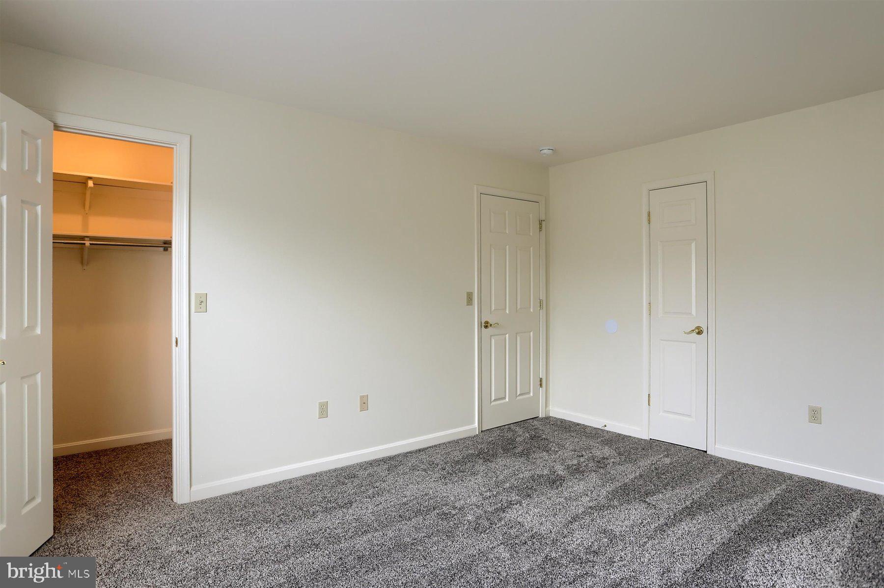 122 Cardinal Ln