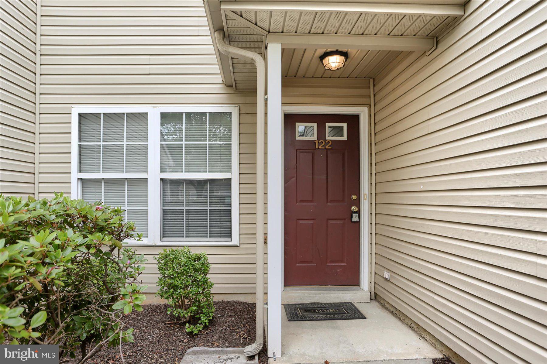 122 Cardinal Ln