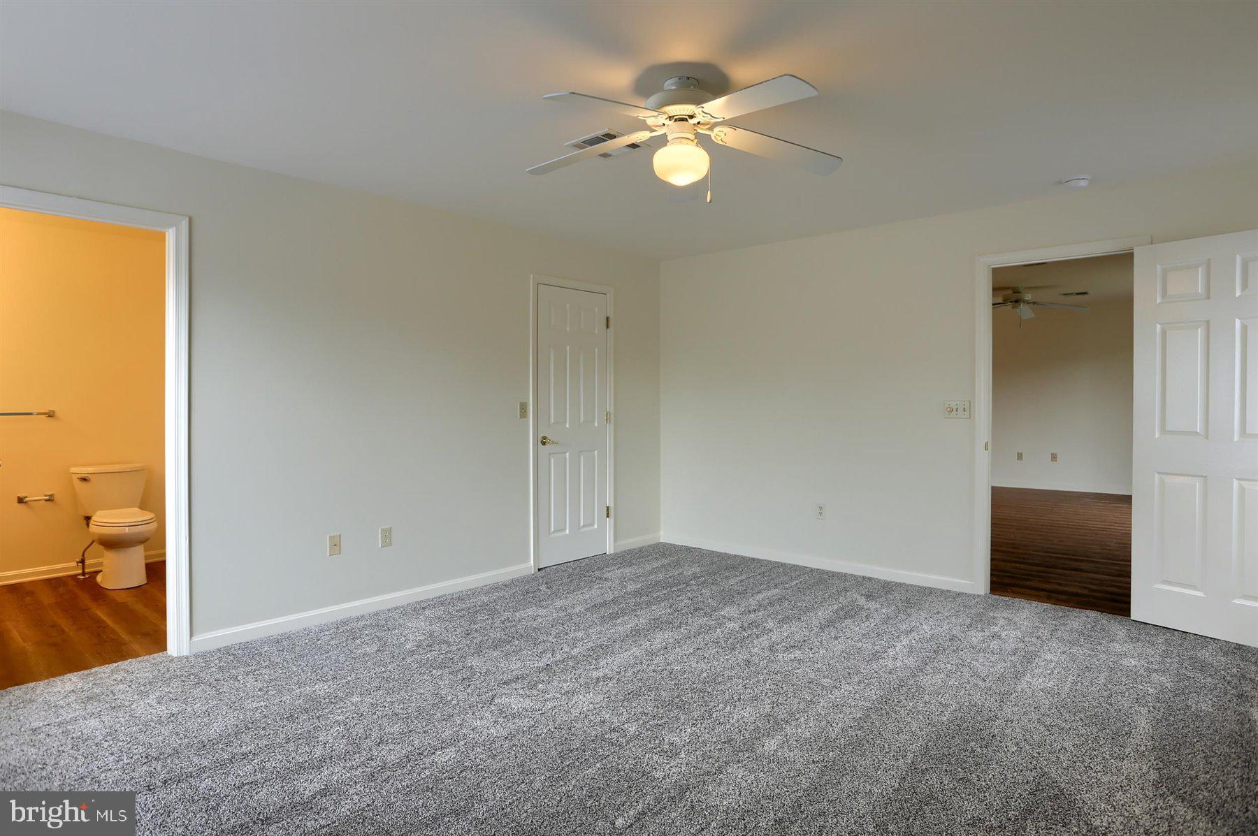 122 Cardinal Ln