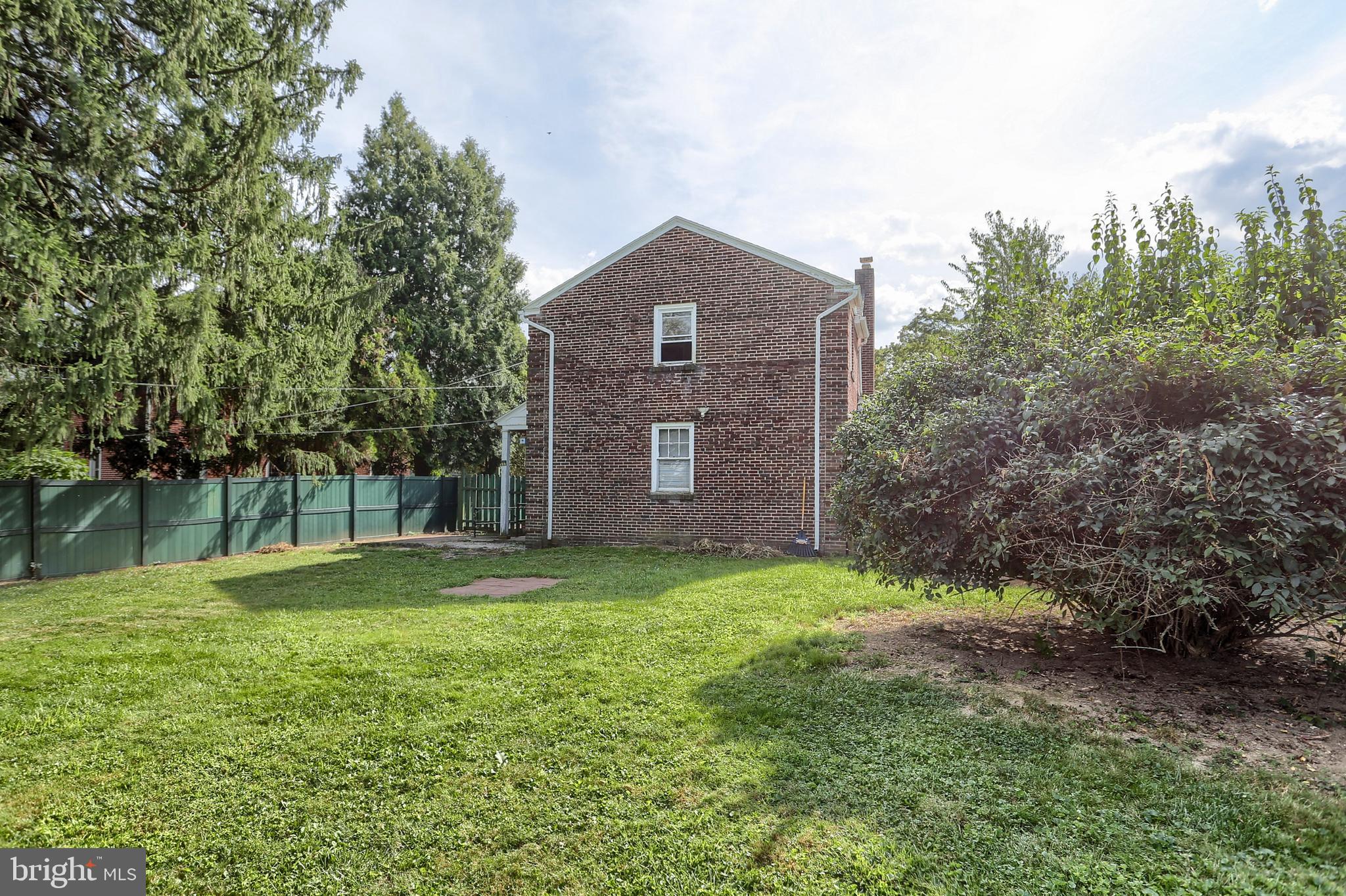 429 N 32nd St