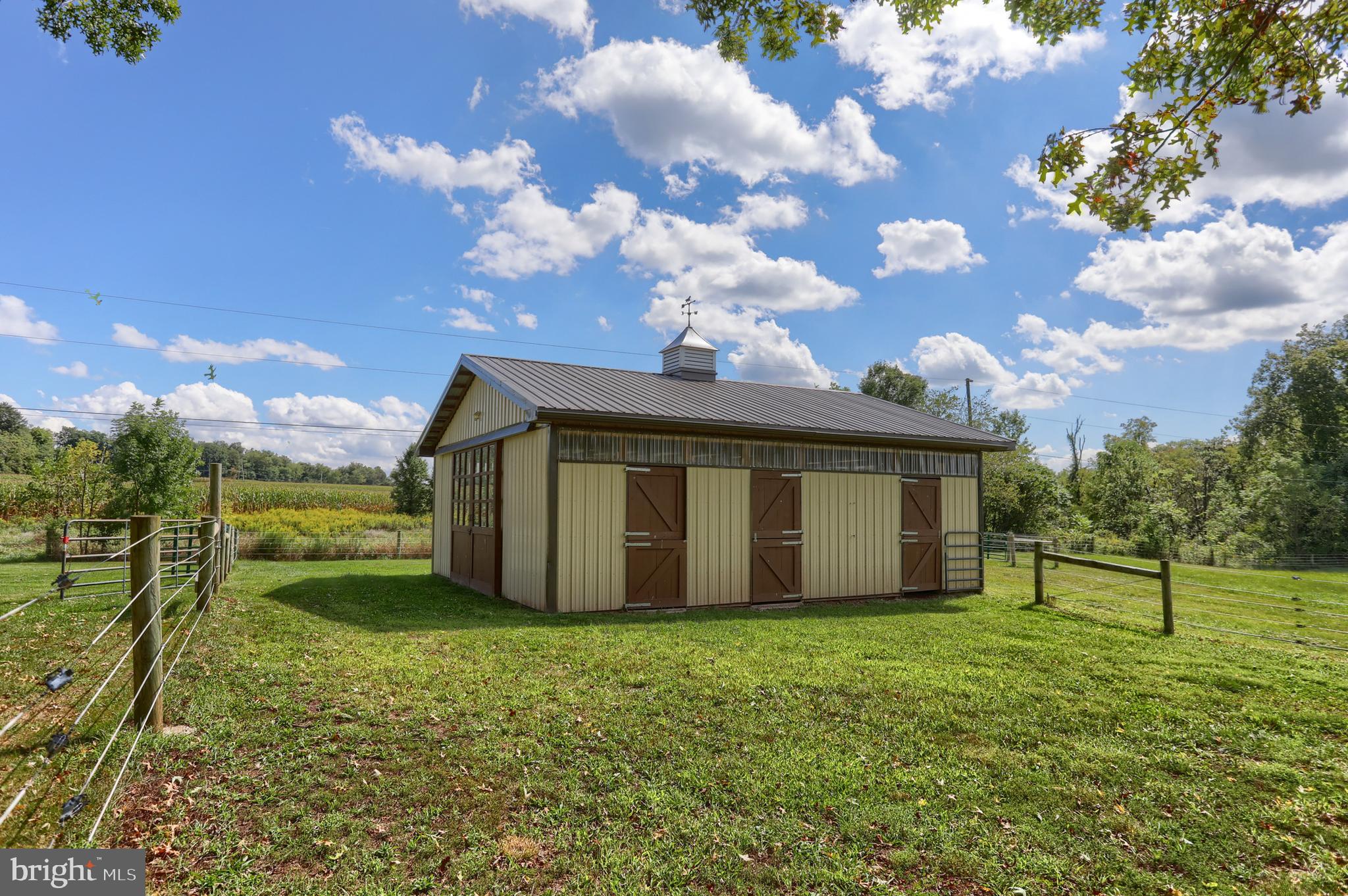 303 Gates Rd