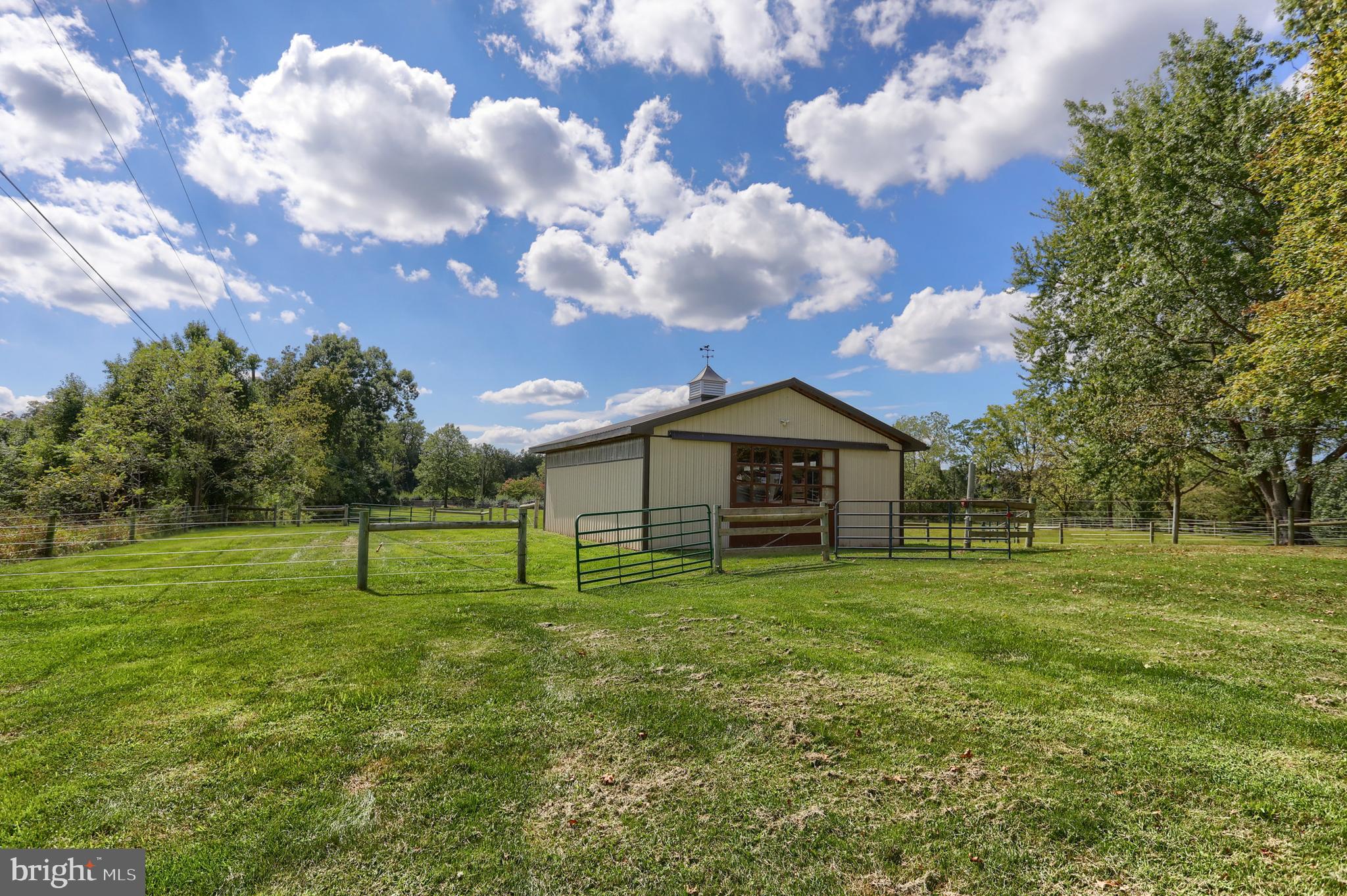 303 Gates Rd