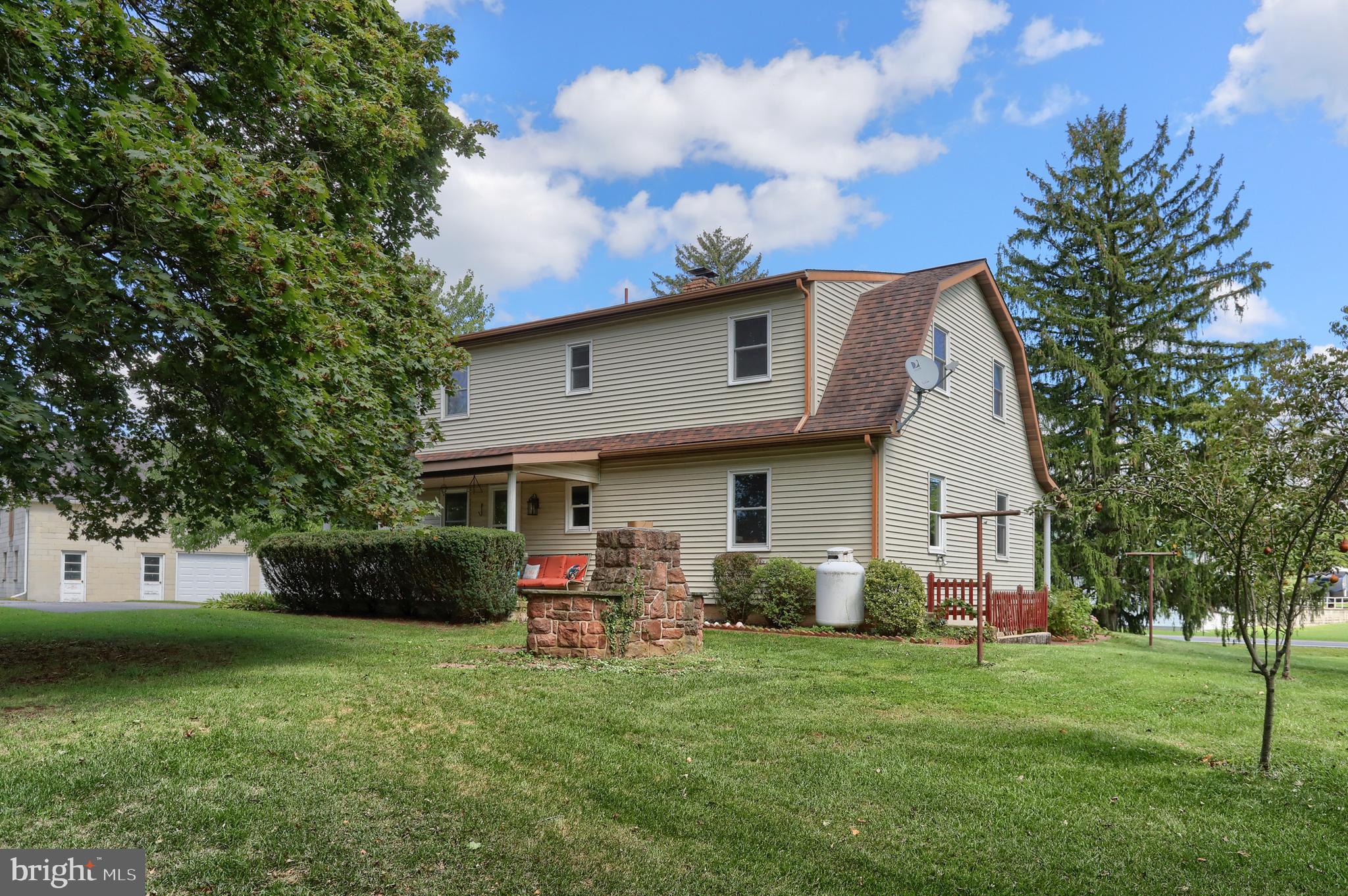 303 Gates Rd