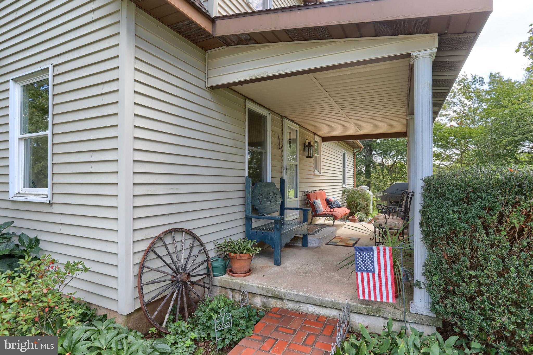 303 Gates Rd