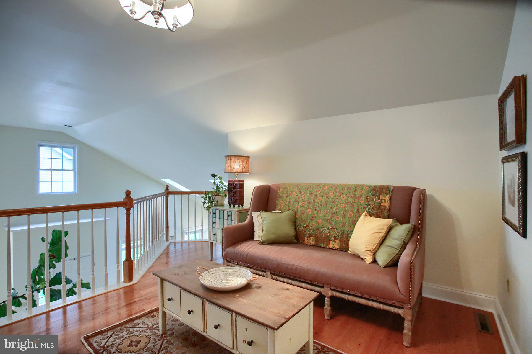 366 Schaffner Dr