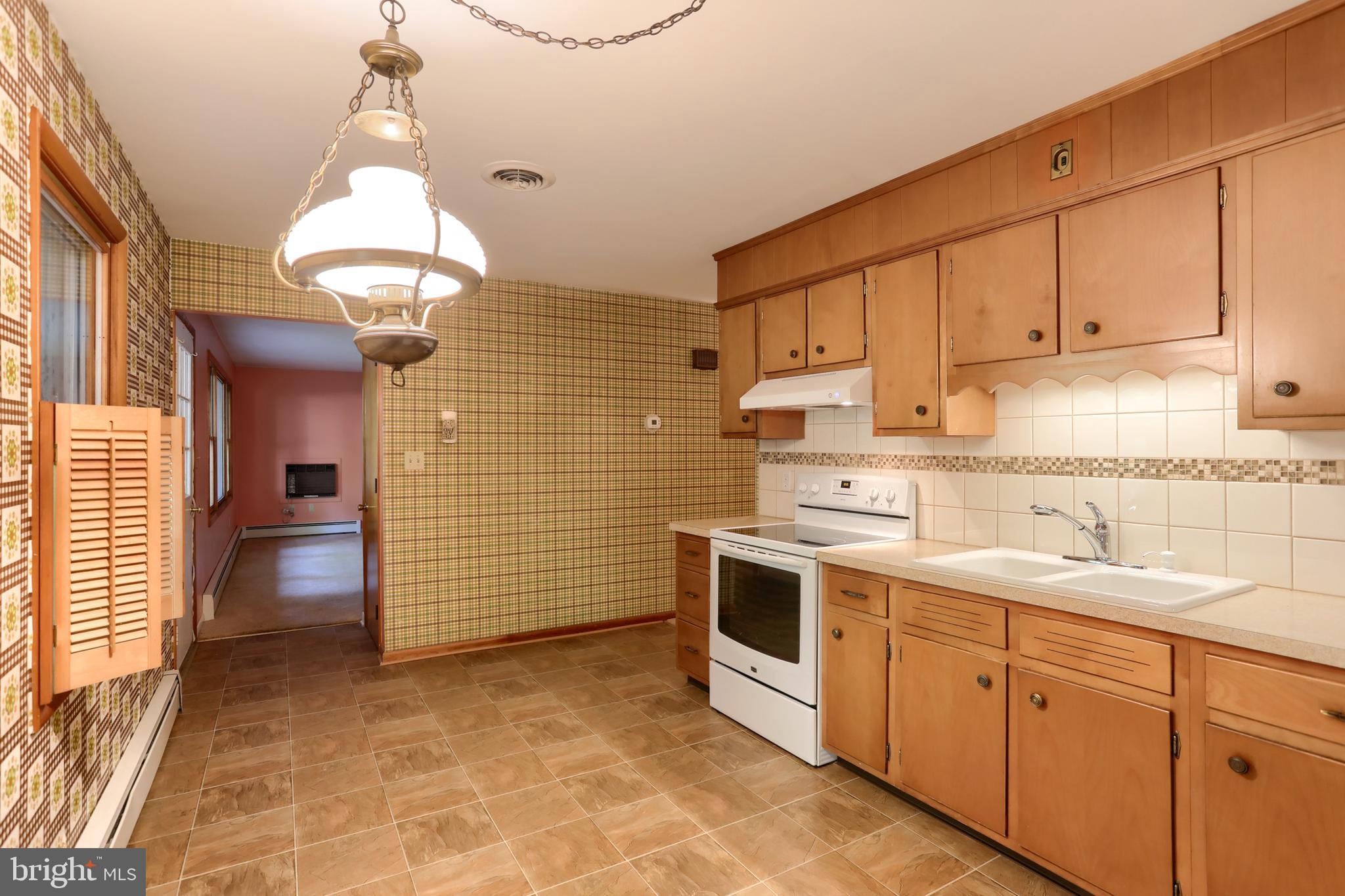 478 Hilltop Rd
