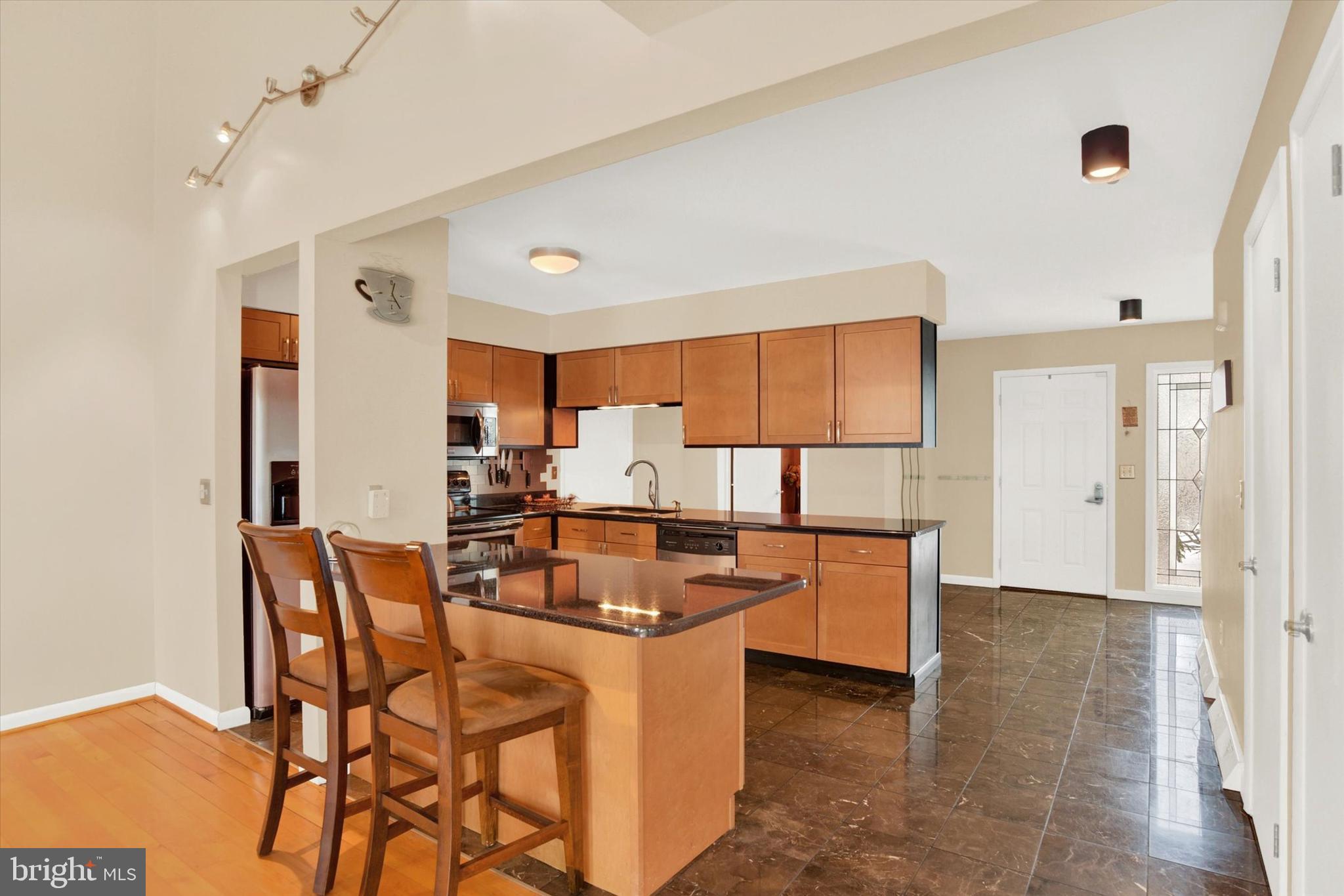 1417 Regency Cir