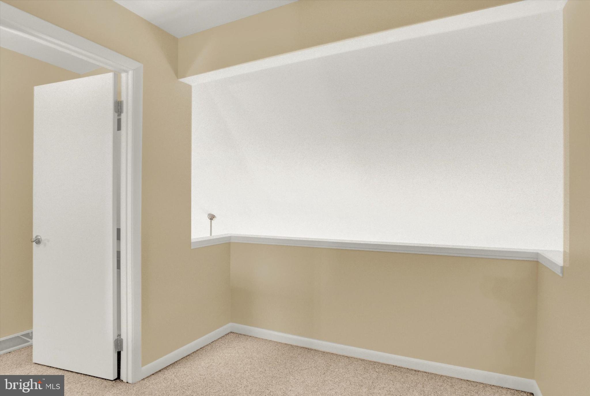 1417 Regency Cir