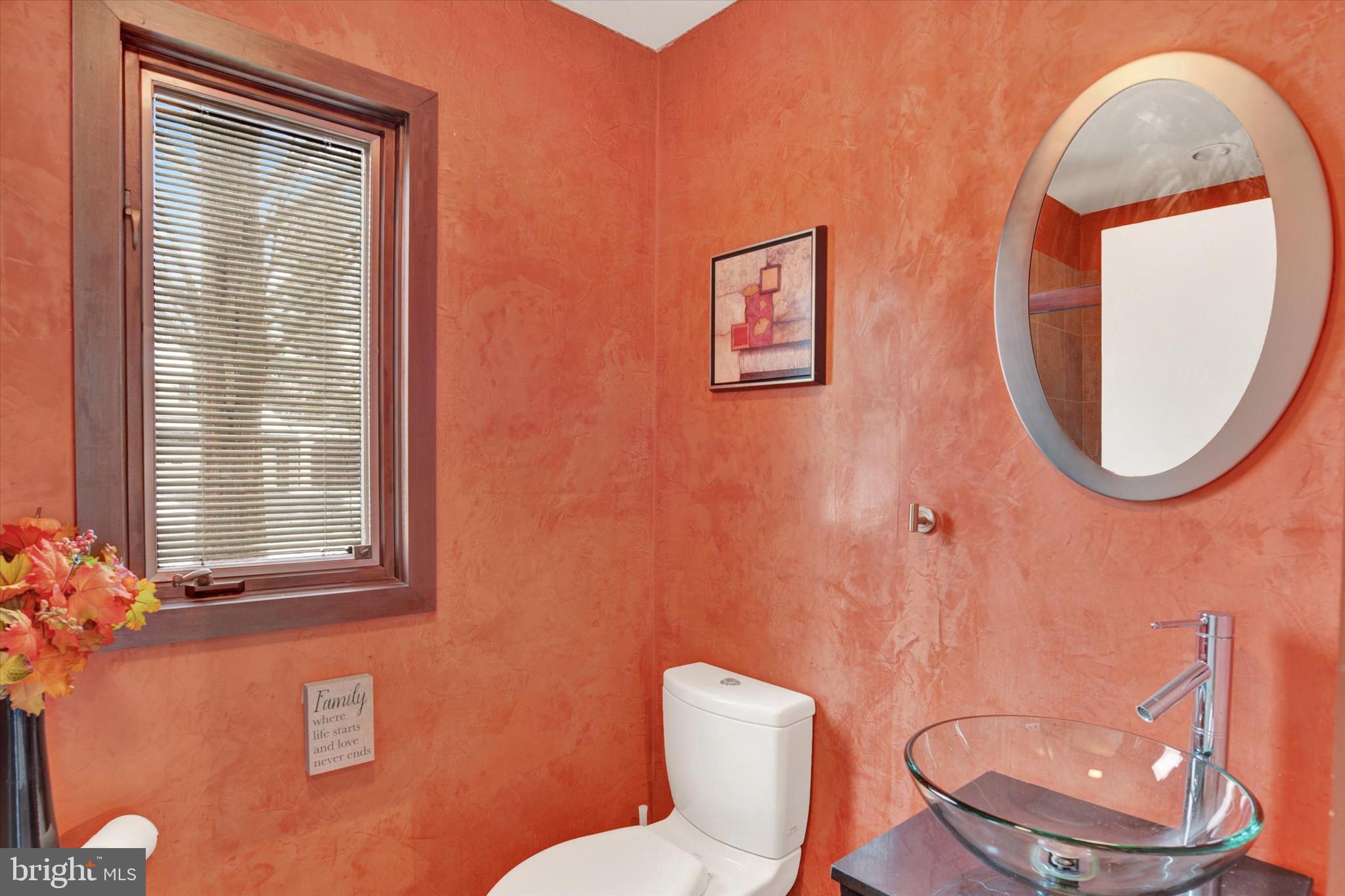 1417 Regency Cir