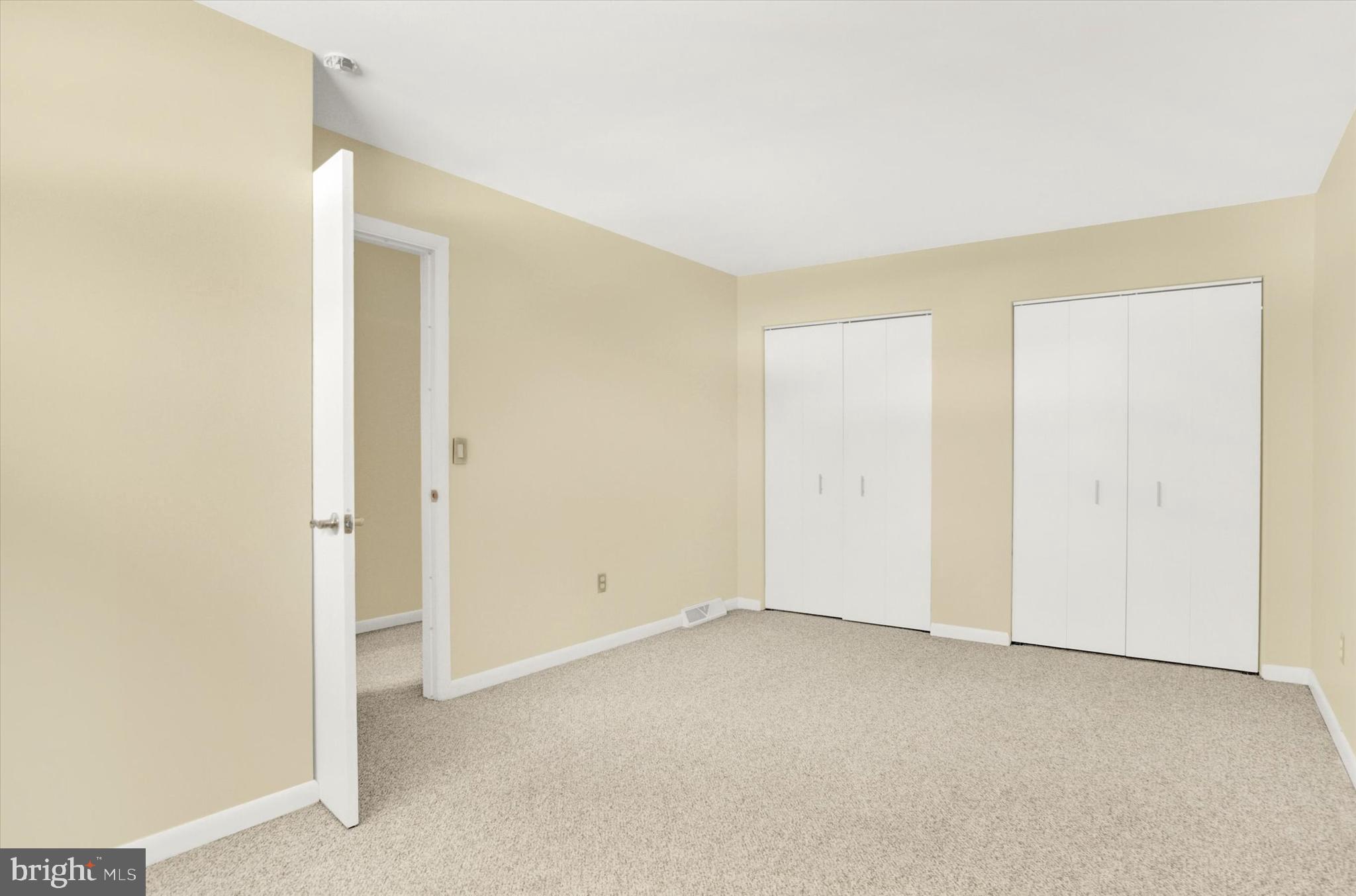 1417 Regency Cir