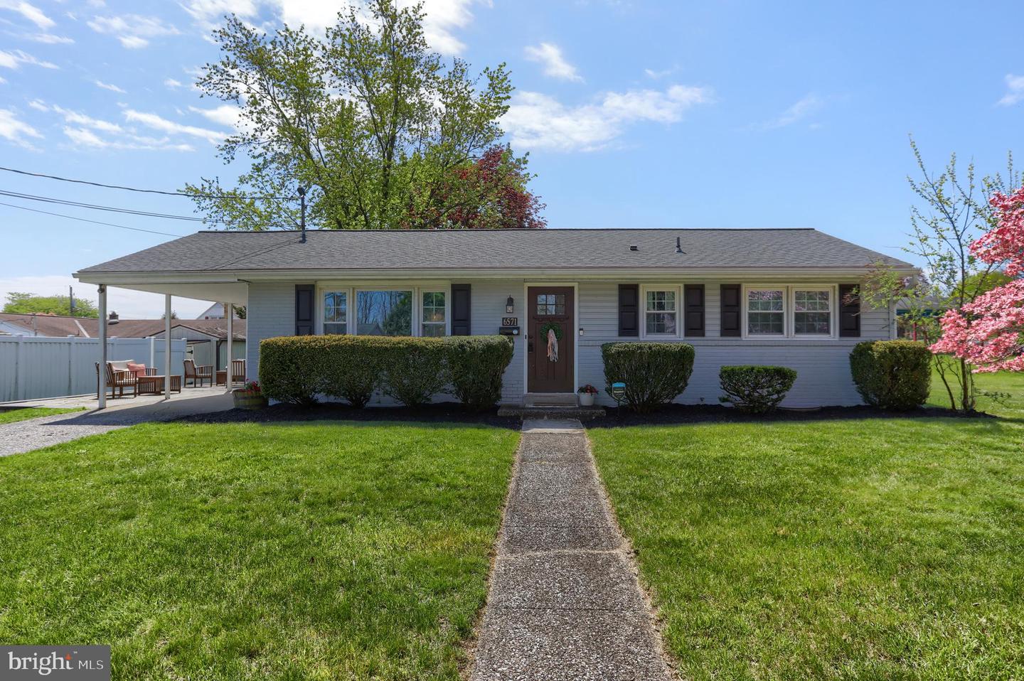 6571 Lehigh Ave