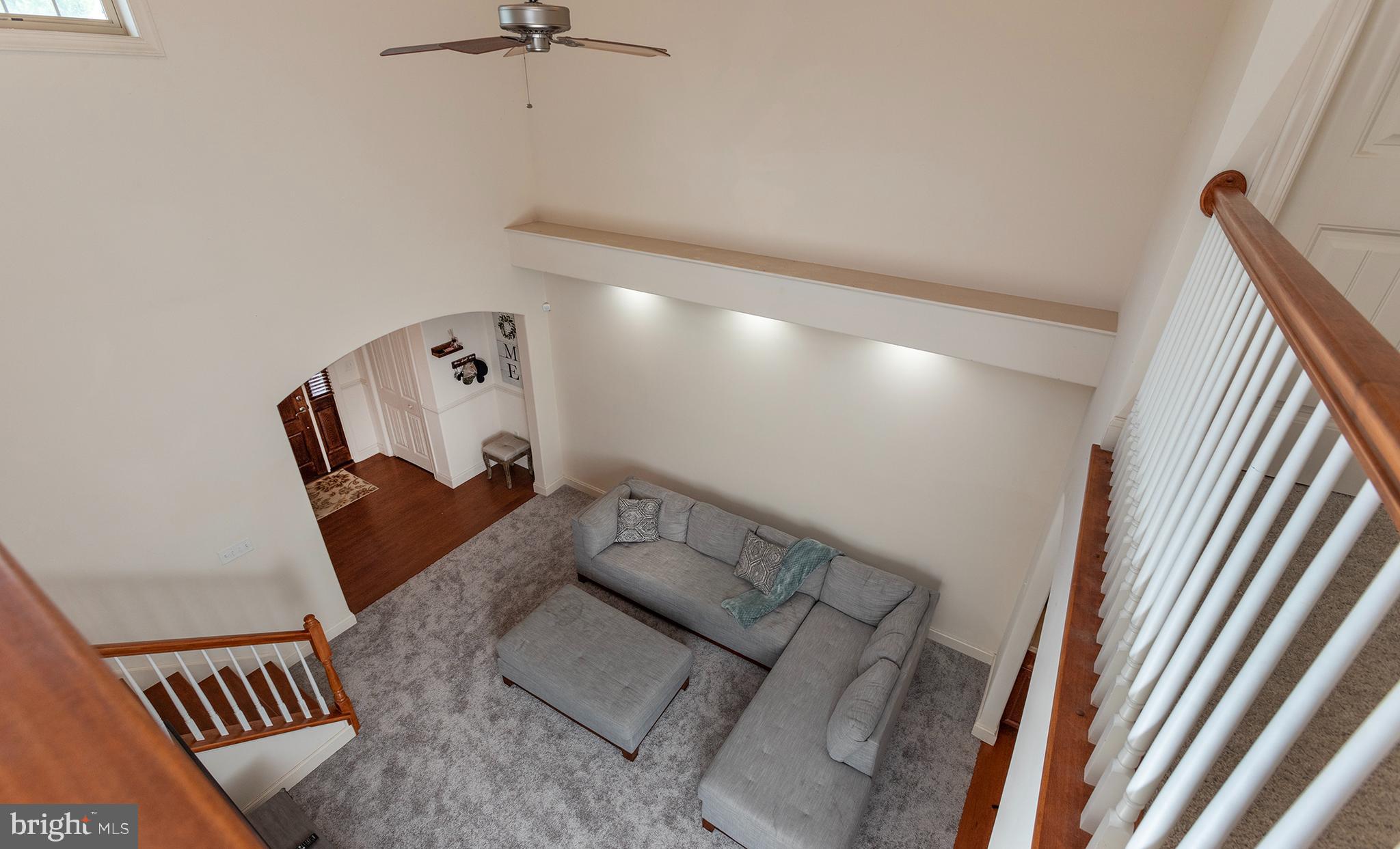 152 Lexington Ct