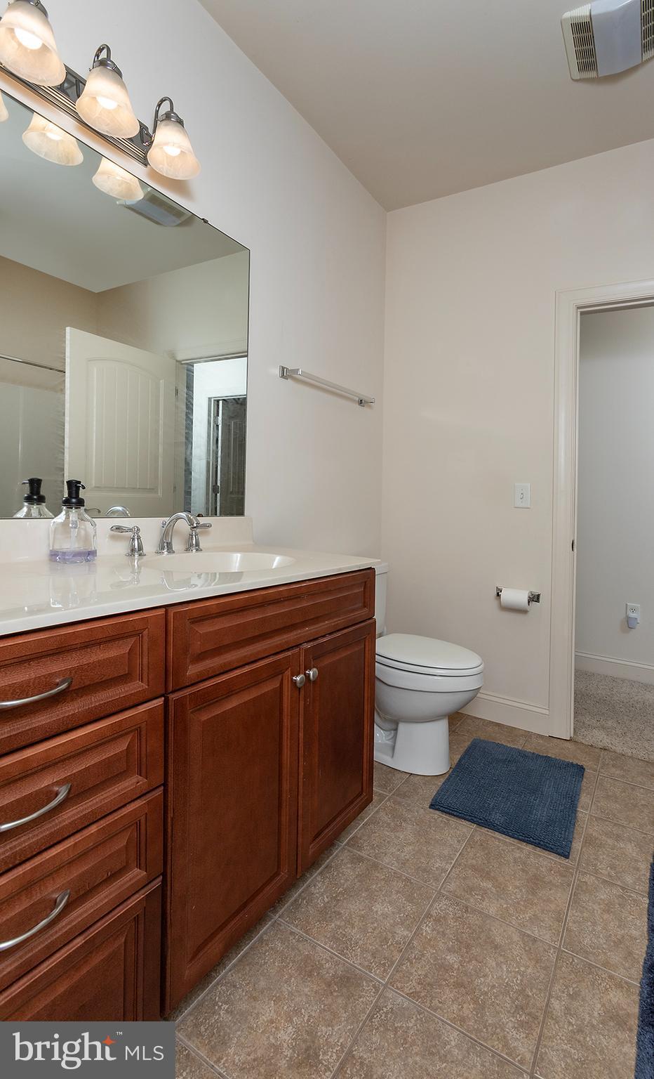 152 Lexington Ct