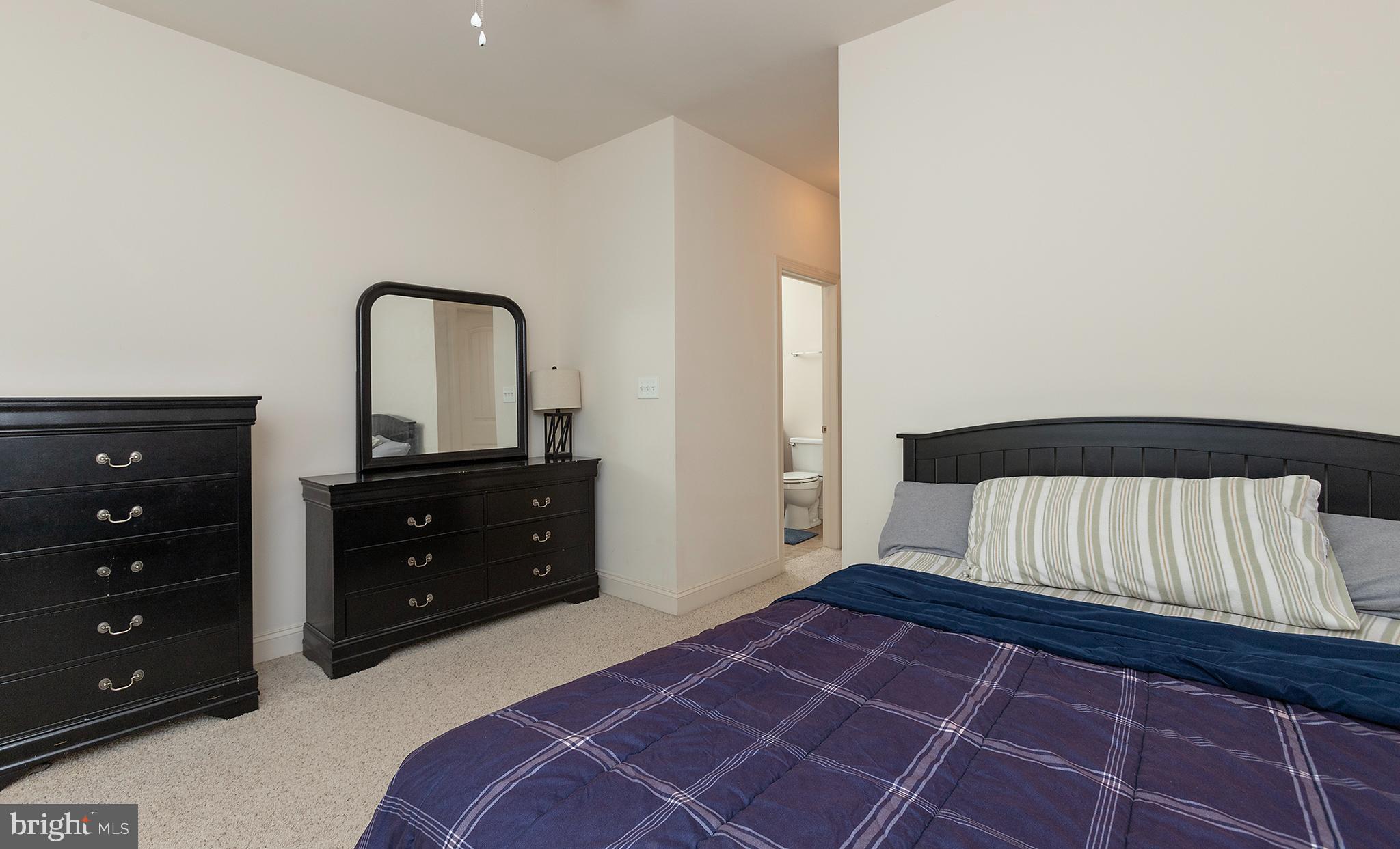 152 Lexington Ct