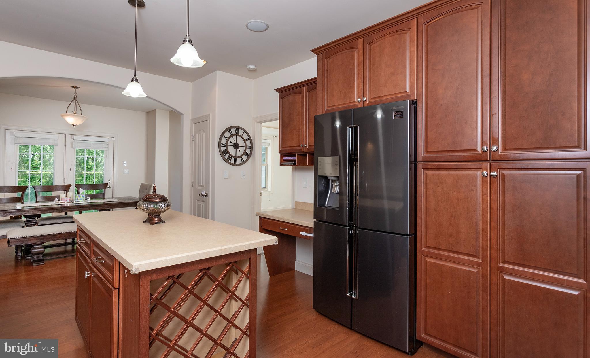 152 Lexington Ct