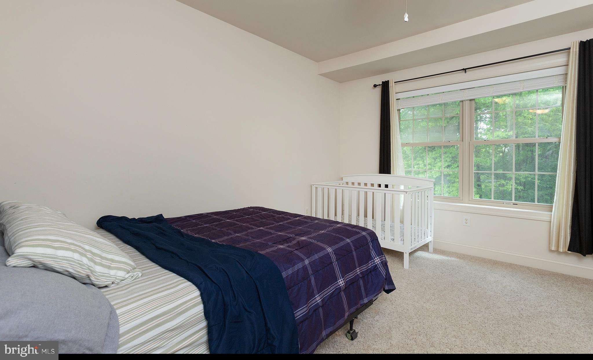 152 Lexington Ct