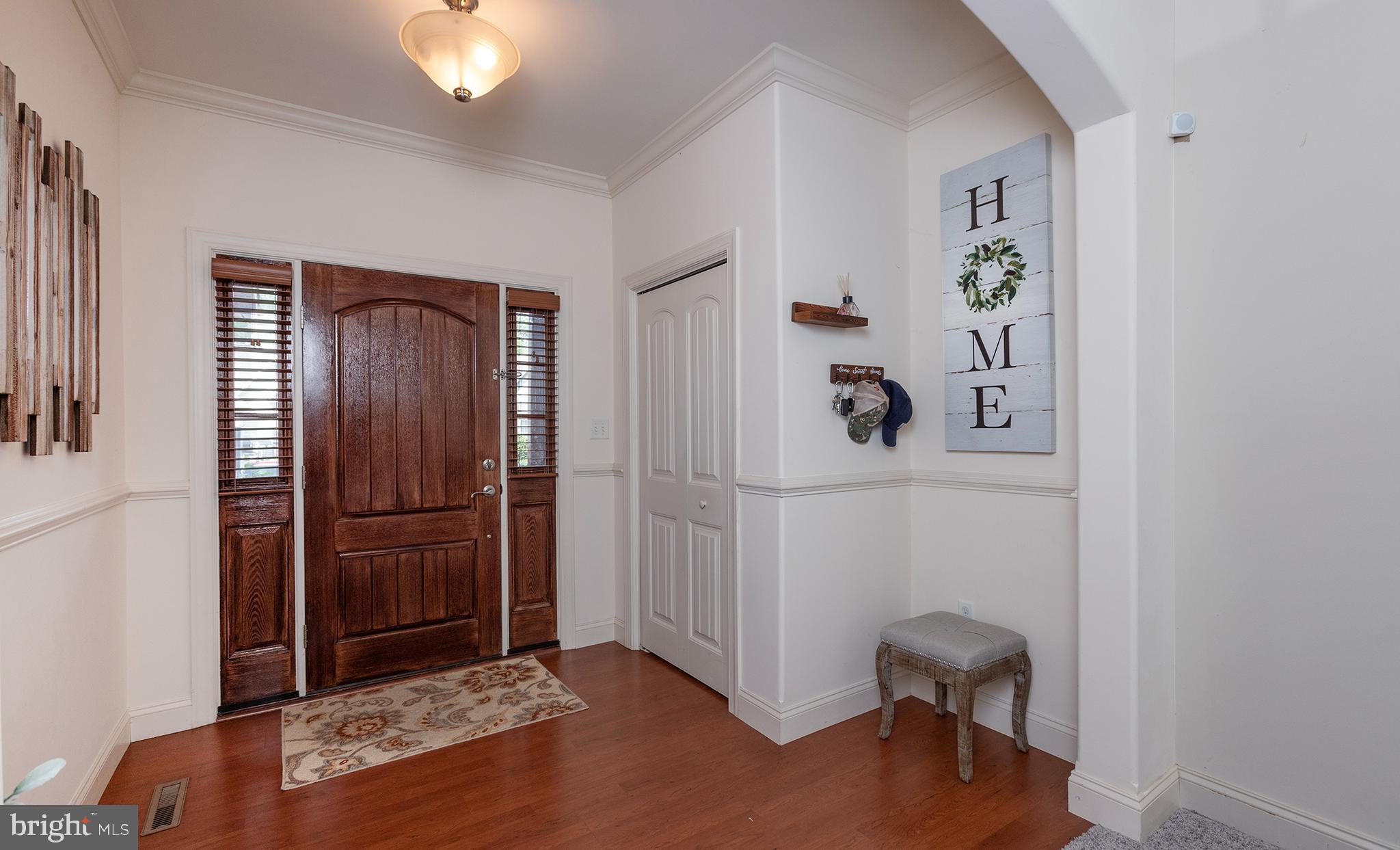 152 Lexington Ct