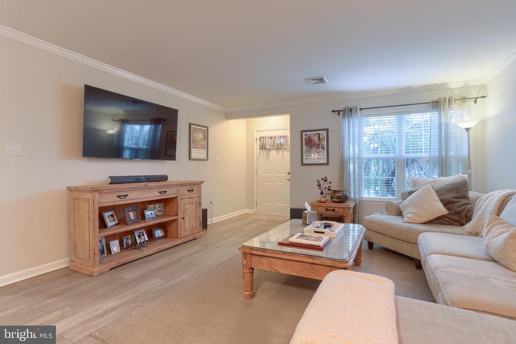 104 Martin Ct