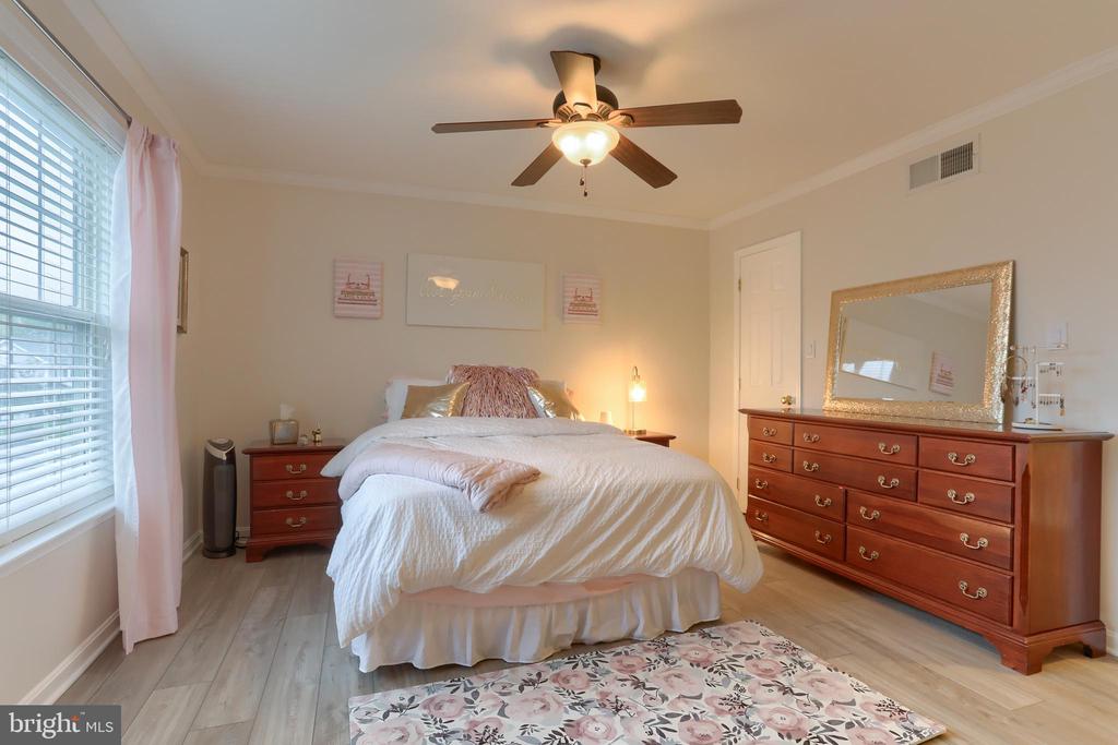 104 Martin Ct