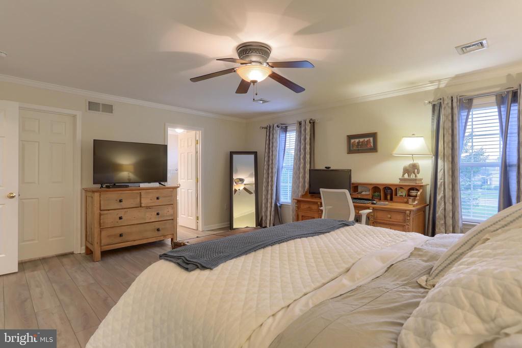 104 Martin Ct