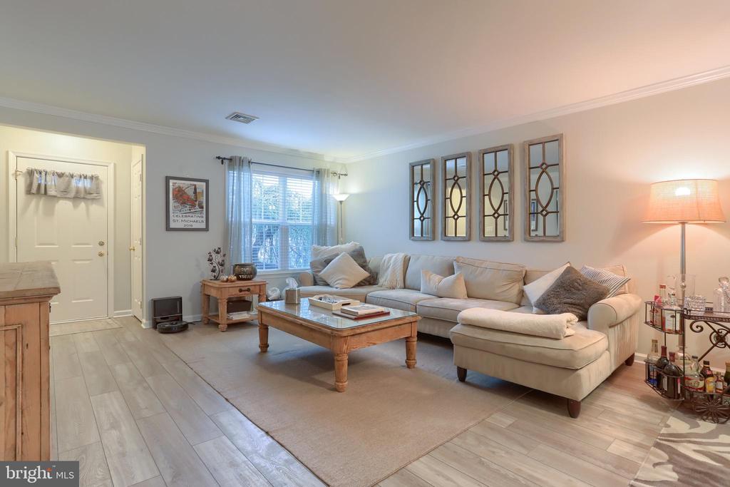 104 Martin Ct