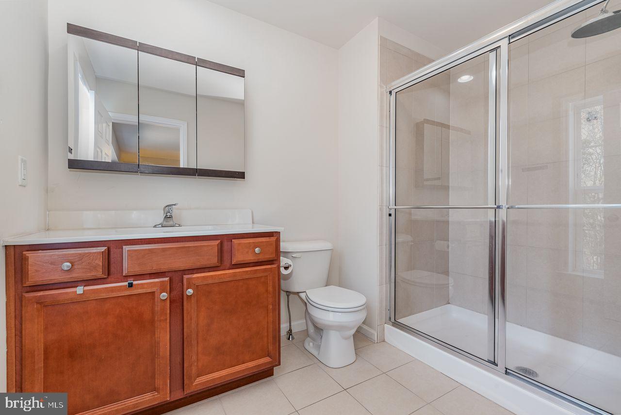 528 Rayburn Ct