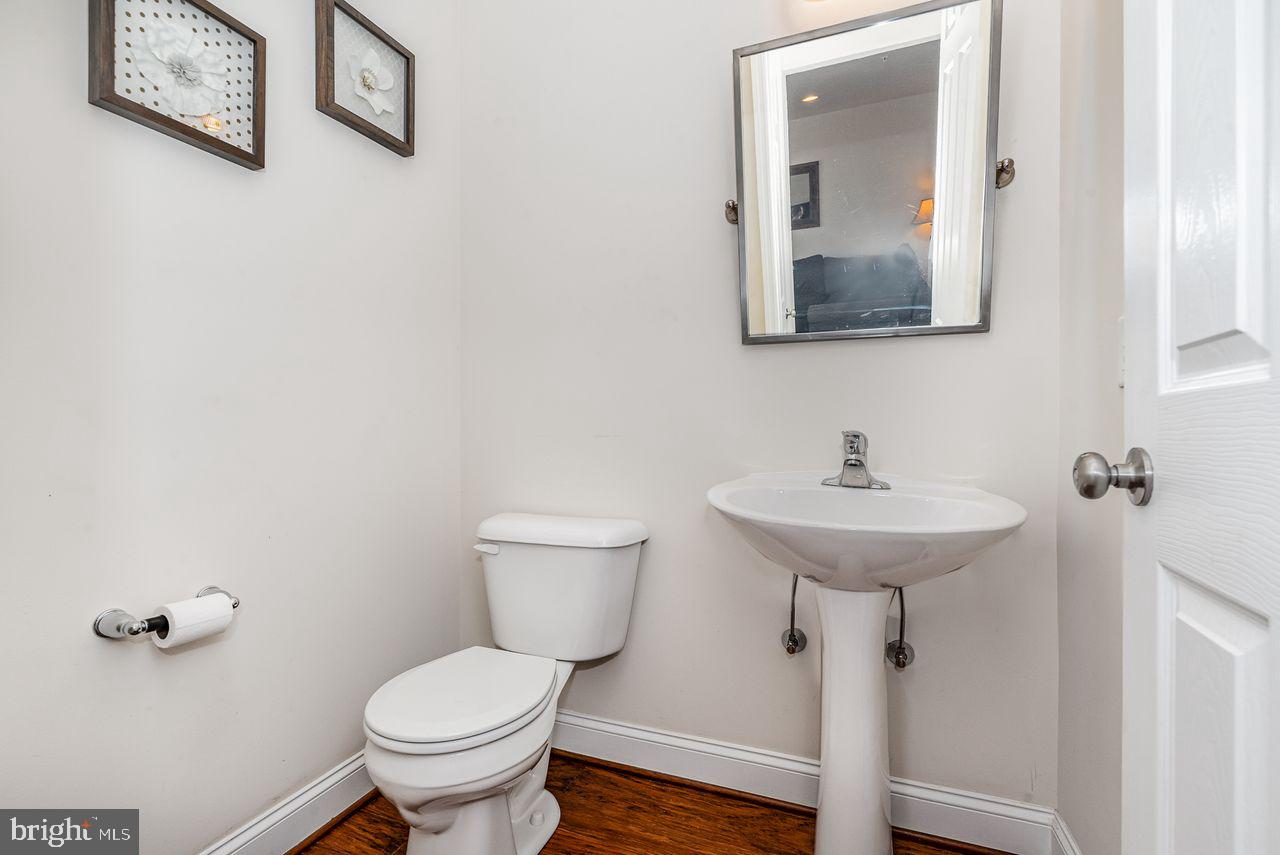 528 Rayburn Ct