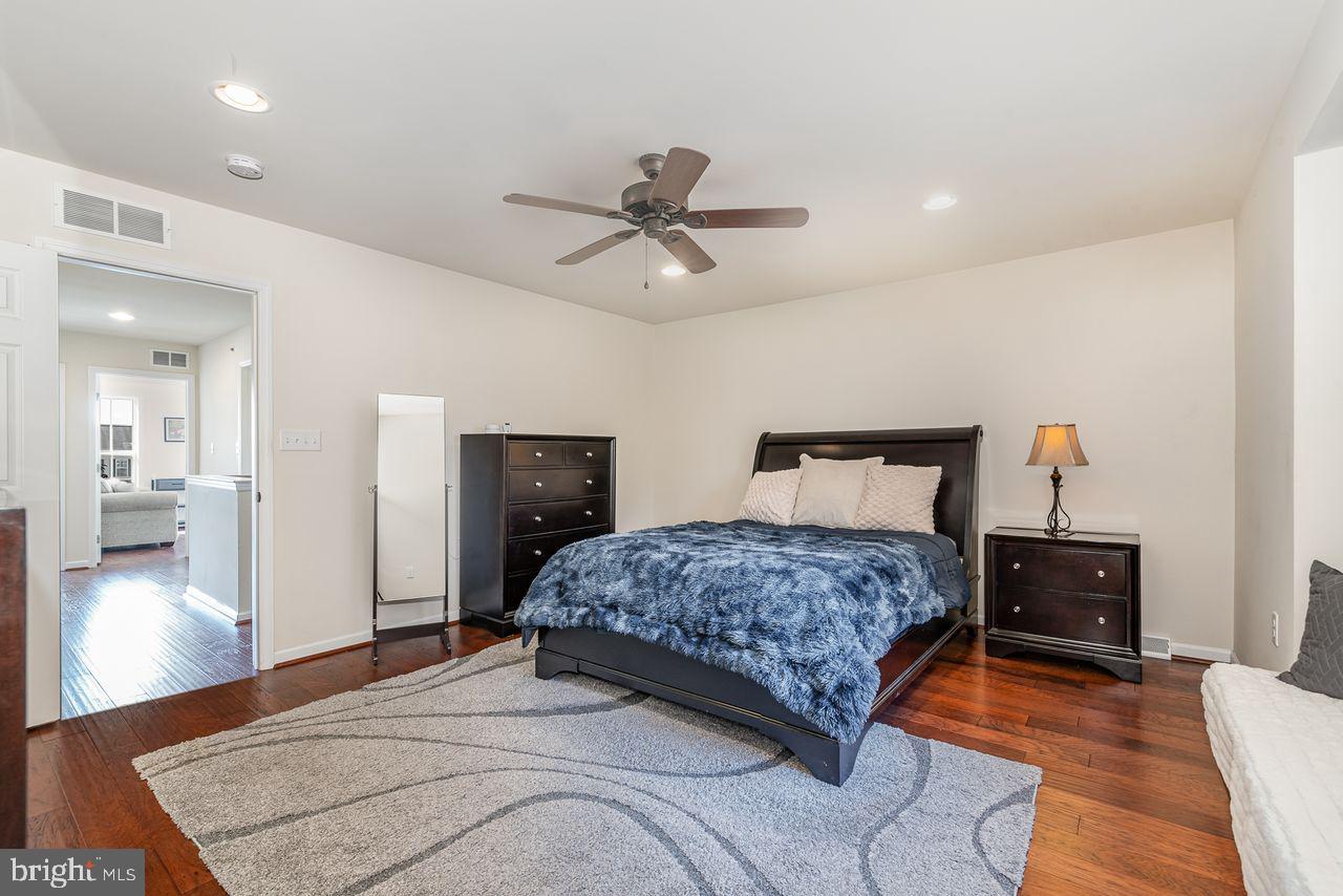 528 Rayburn Ct