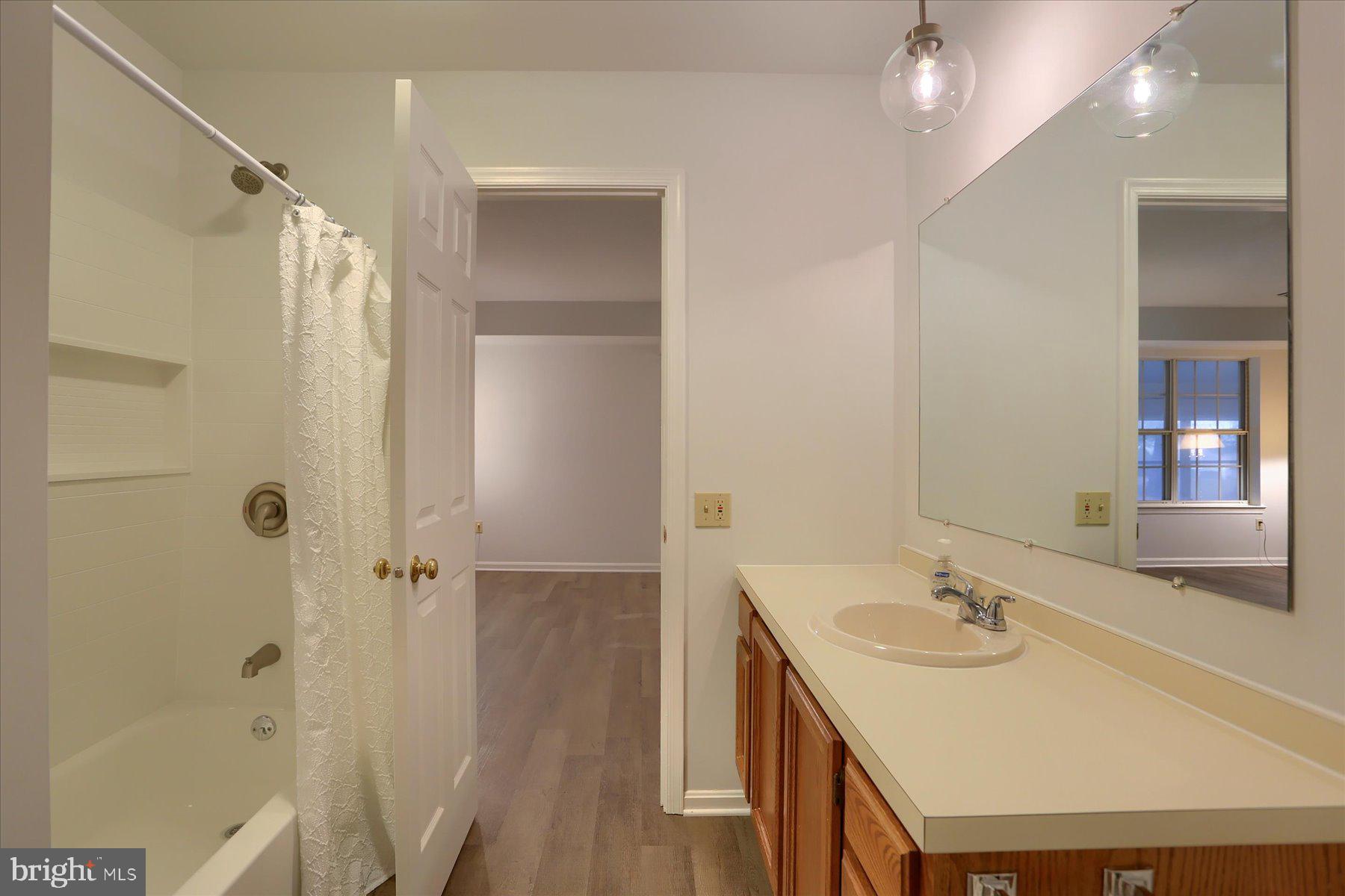 2127 Wexford Rd