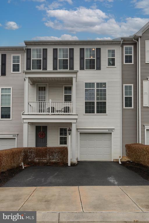 2135 Red Fox Dr
