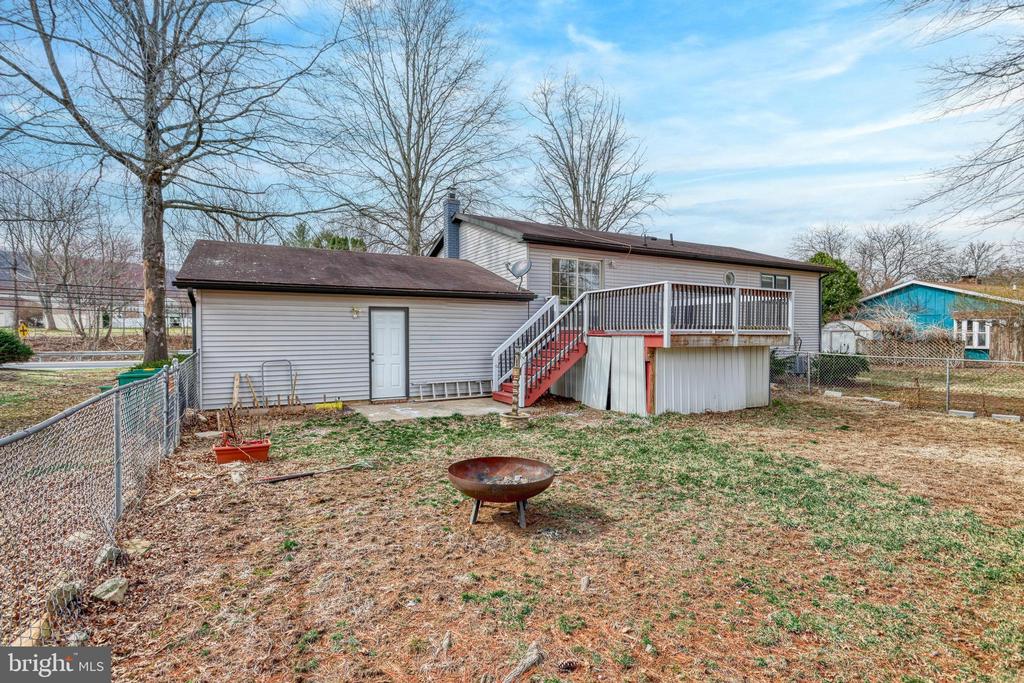 1635 Church Rd